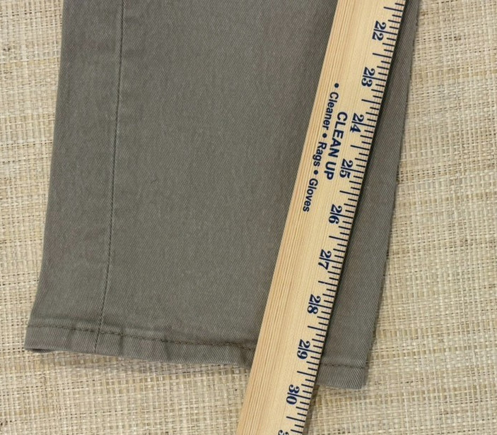 Levi’s 513 Slim Straight Jeans Stone/Tan Color Size 32×30