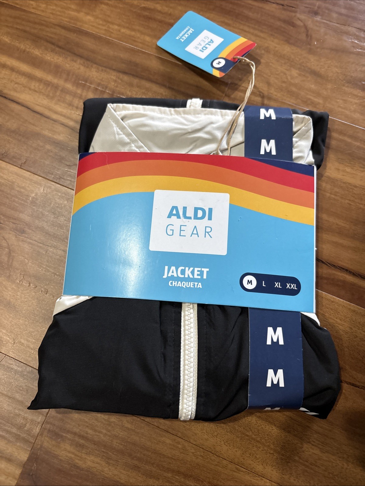 Aldi Gear Women’s Jacket Pants Set Size Medium White Stripe Brand New