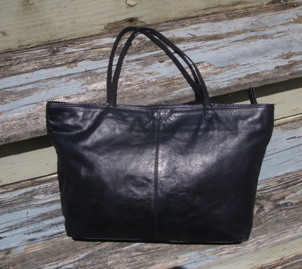 LATICO Black Leather Tote Gemma Boho Hobo Shoulderbag Lightweight Handbag Purse