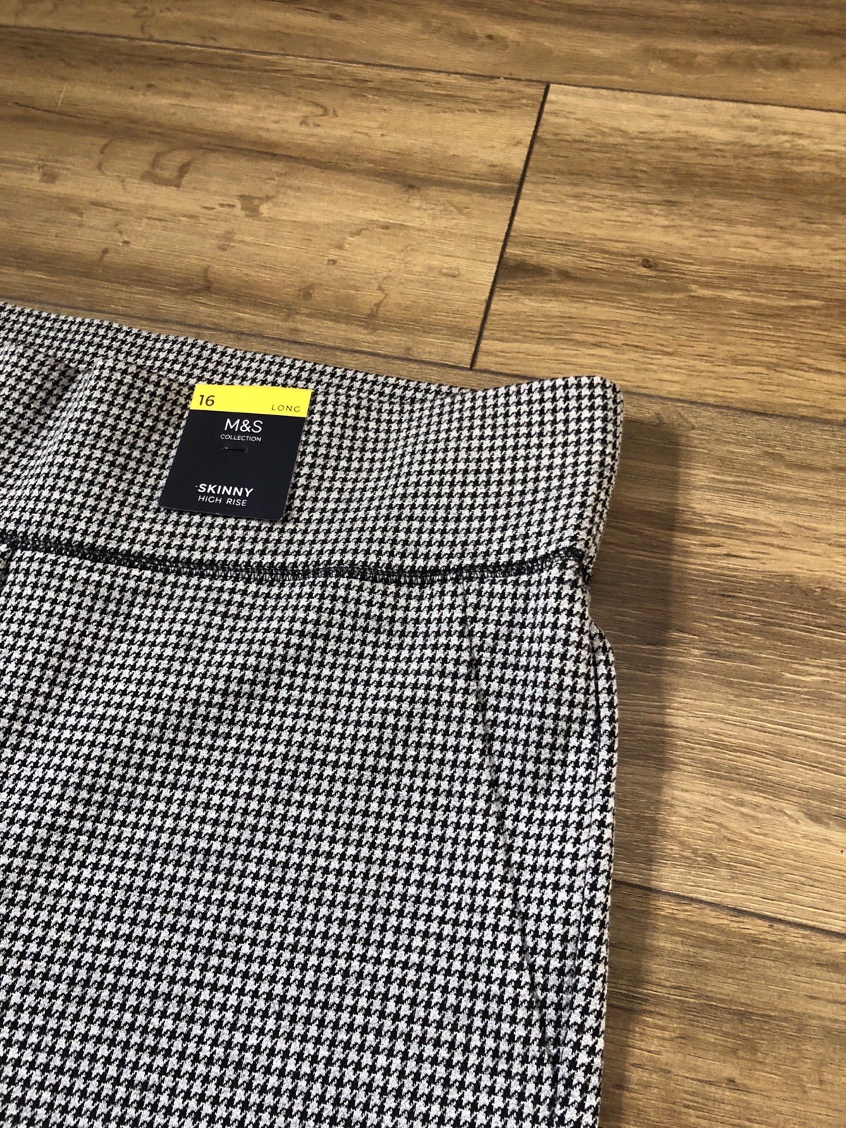 Marks and Spencer Womens Houndstooth Skinny Jeggings Size 16 – New with Tags