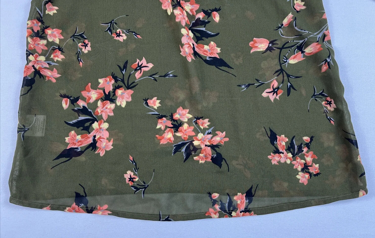 Live 4 Truth Size Small Green Floral Sheer Blouse 3/4 Sleeves W/ Roll Tab Option