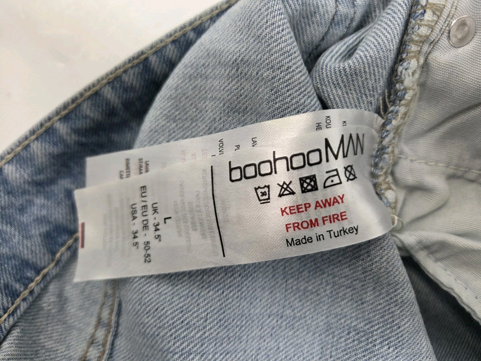 NWT boohoo Man boohooMAN Skinny Fit Graffiti Printed Jeans Size 34 #8289