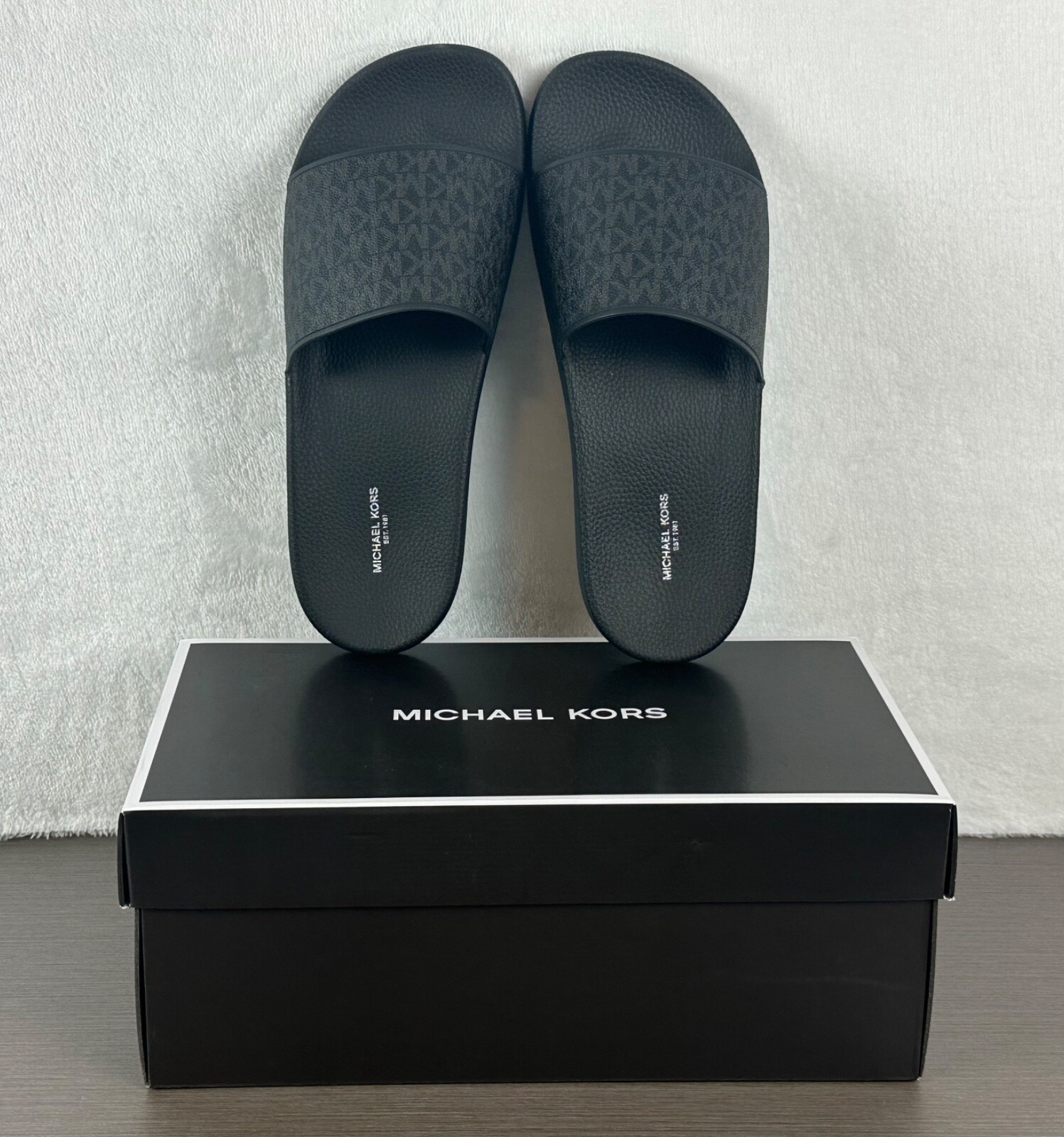 Michael Kors Men’s Black Dawson Signature Logo Slide Sandals Size 10 NWB