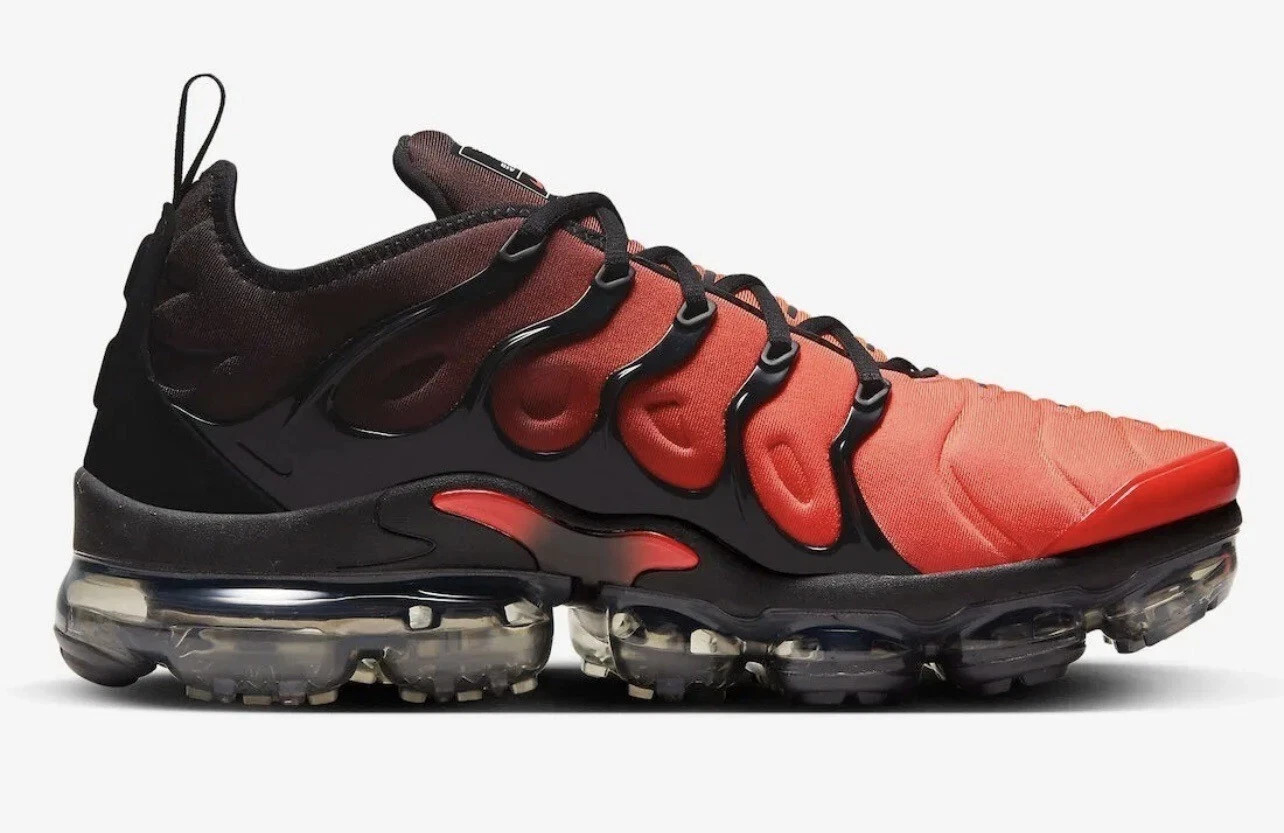 Nike Air VaporMax Plus Black Crimson Gradient Sneakers DZ4857-001 Mens Size