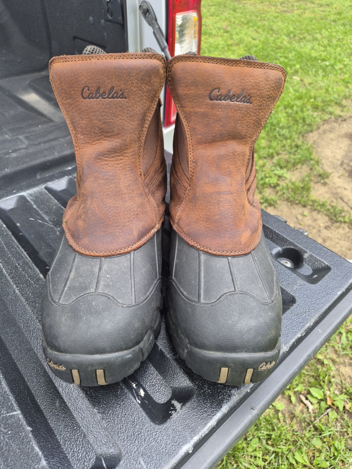 Cabela’s Men’s Duck Boots 3M Thinsulate Insulated Leather Brown/Black 11.5W