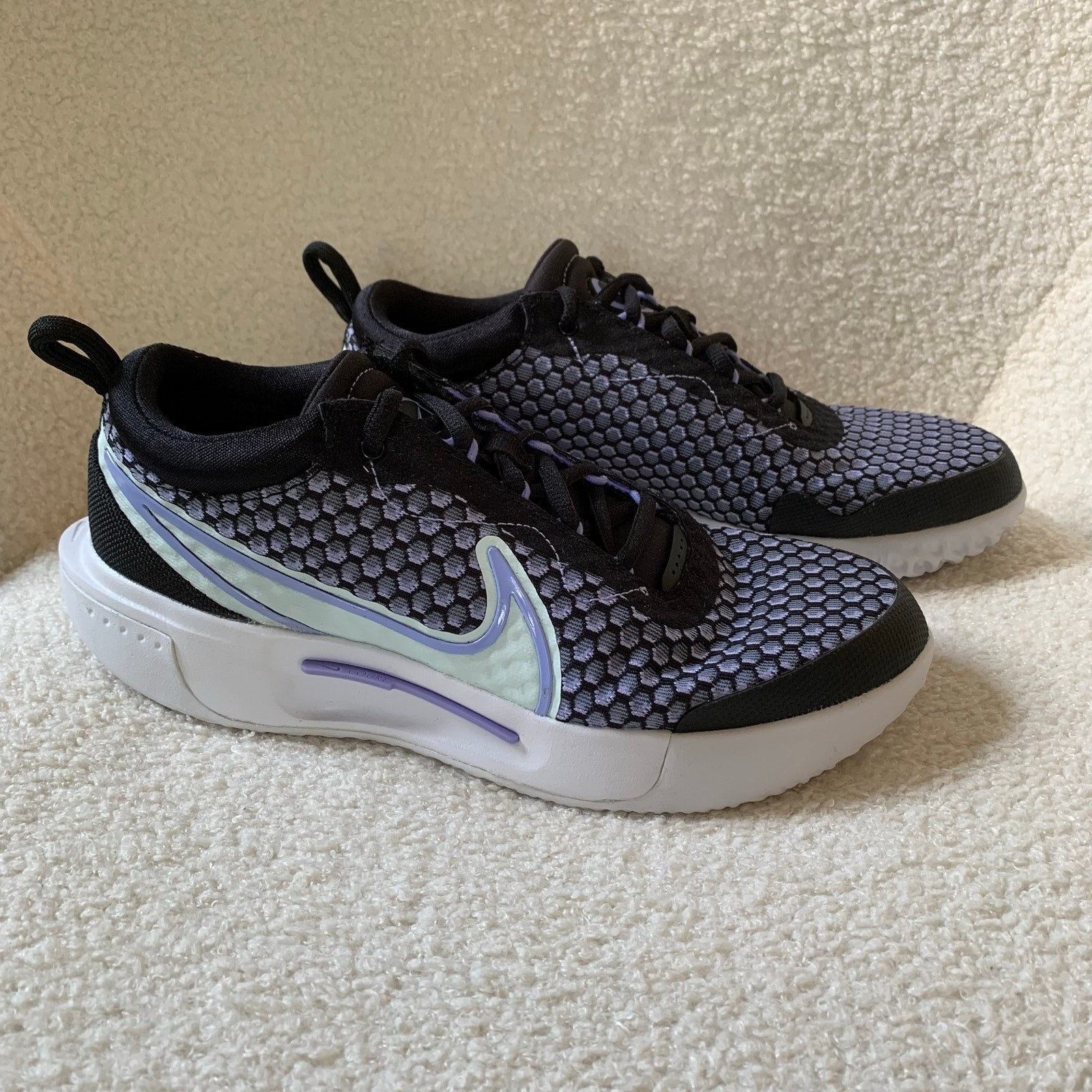 NikeCourt Zoom Pro Women’s Hard Court Tennis Shoes Nike DH0990-001 Size 7.5