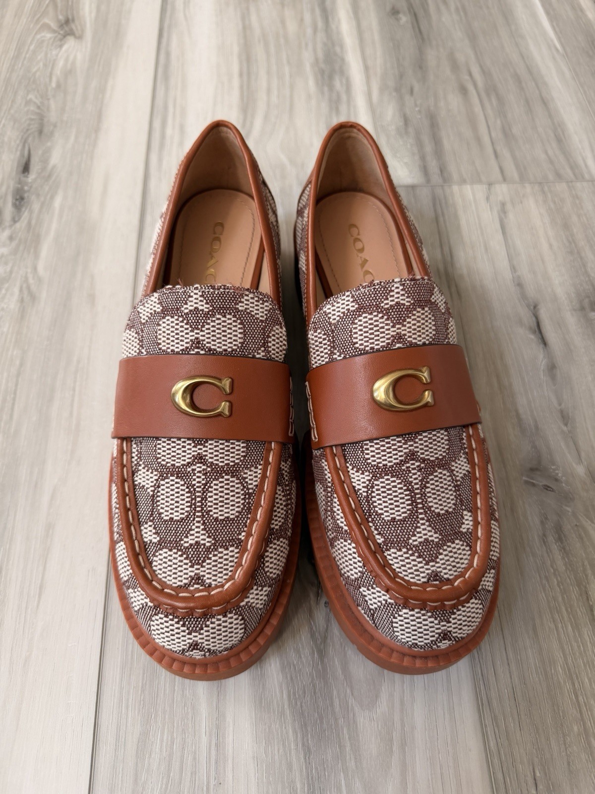 NEW!!! Coach Leah Signature Jacquard Lug Sole Loafers Cocoa Burnished Amber 9M