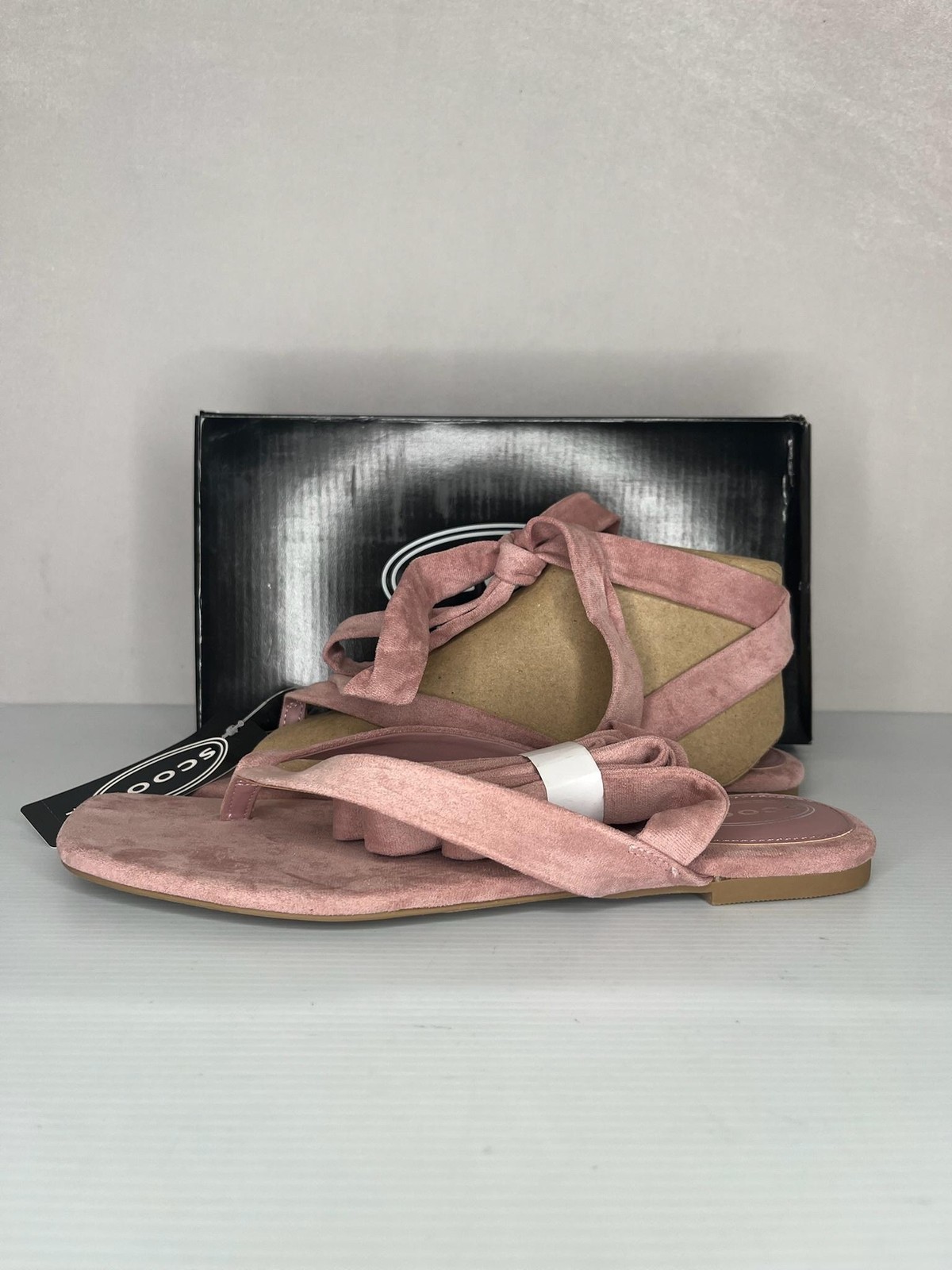 Scoop Sandals Womens Size 11 Pink Wrap Flip Flop Faux Suede Ankle Wrap NEW Box