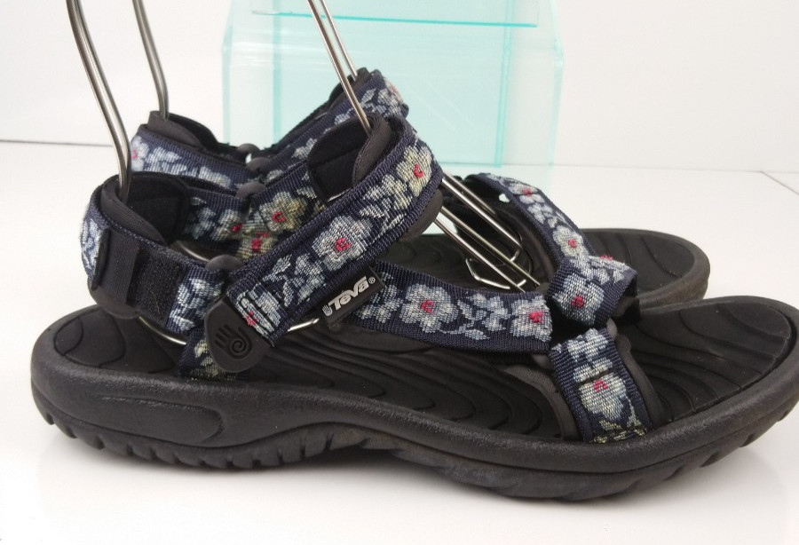 Teva Women’s Hurricane Water Friendly Hiking Sandals Blue Floral Pattern Size 9