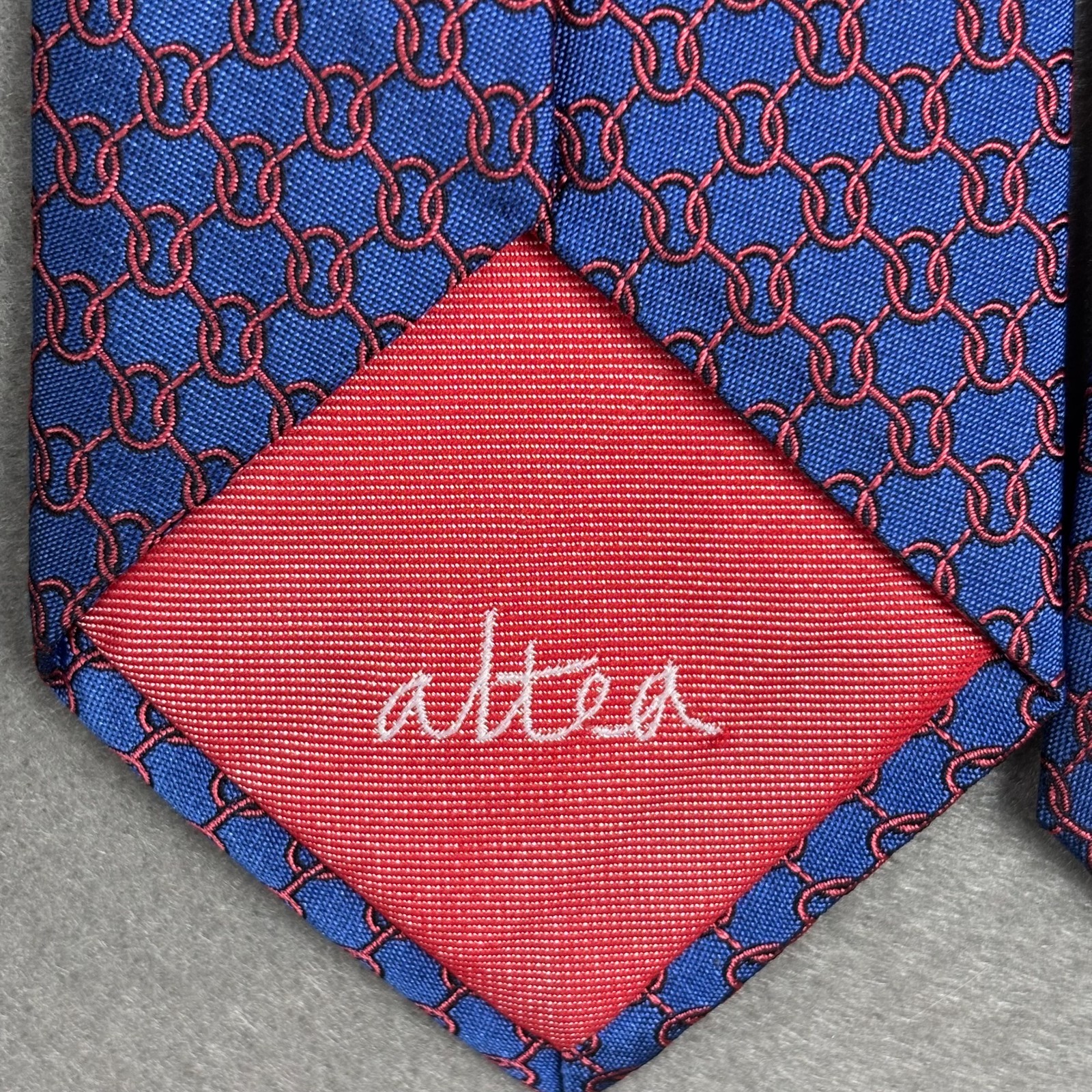 Altea Blue Red Chain Link Geometric Silk Tie Made Italy Woven Designer 3.25″