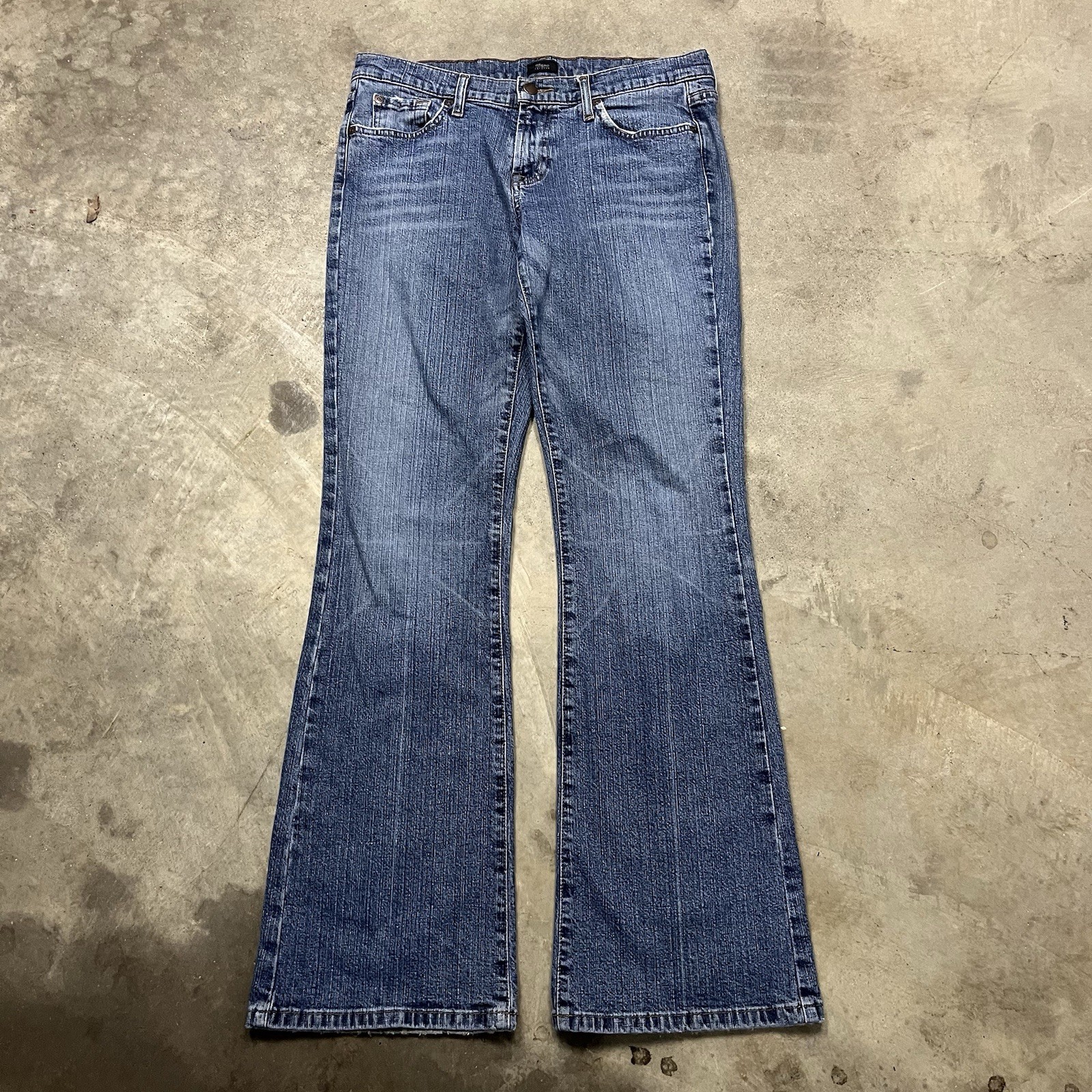 Mossimo Low Waisted Flared Jeans Womens 31×31 Blue Bootcut Y2K VTG