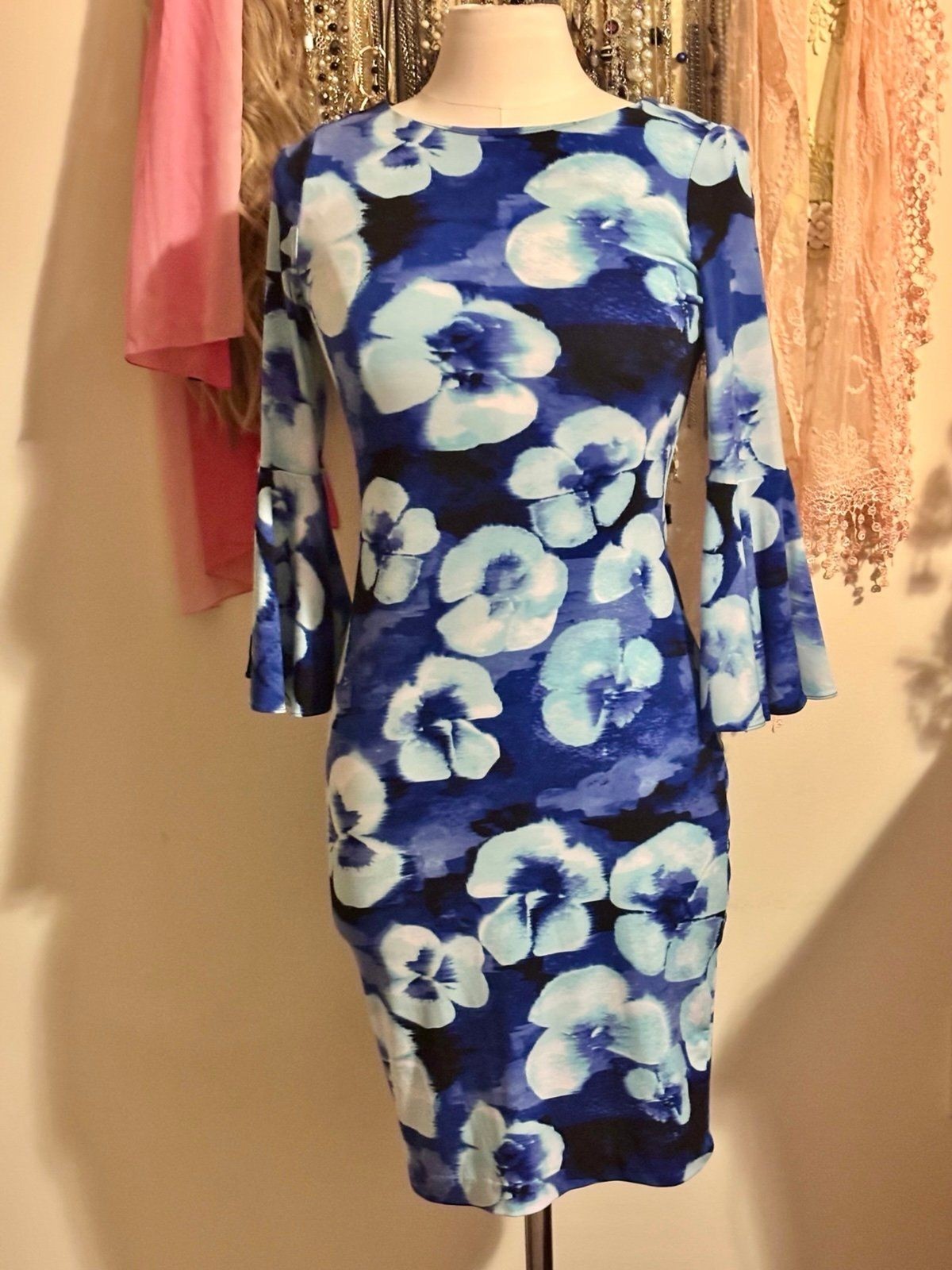 Calvin Klein Blue Watercolor Floral Bell Sleeve Sheath Dress – Size 2
