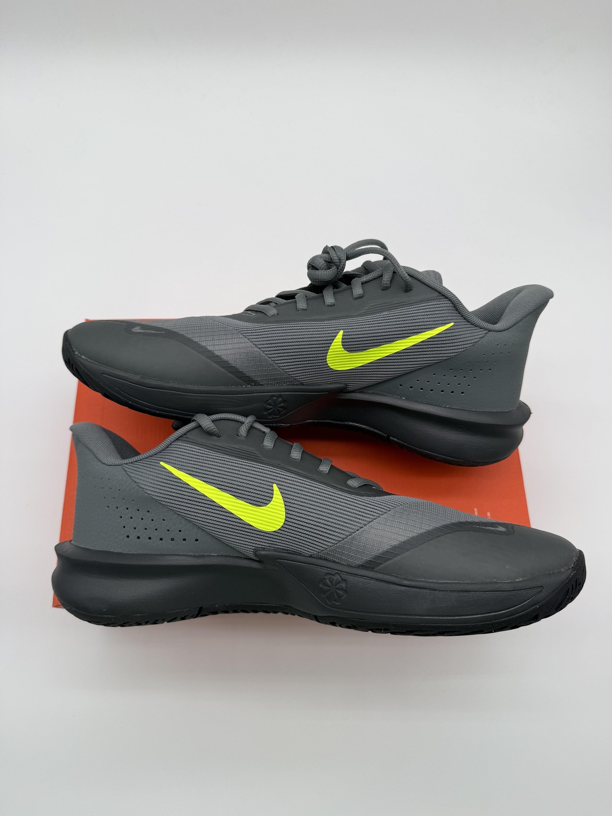 New Nike Precision Shoes Men’s Size 12 Gray Volt Basketball Sneakers HJ9153 004