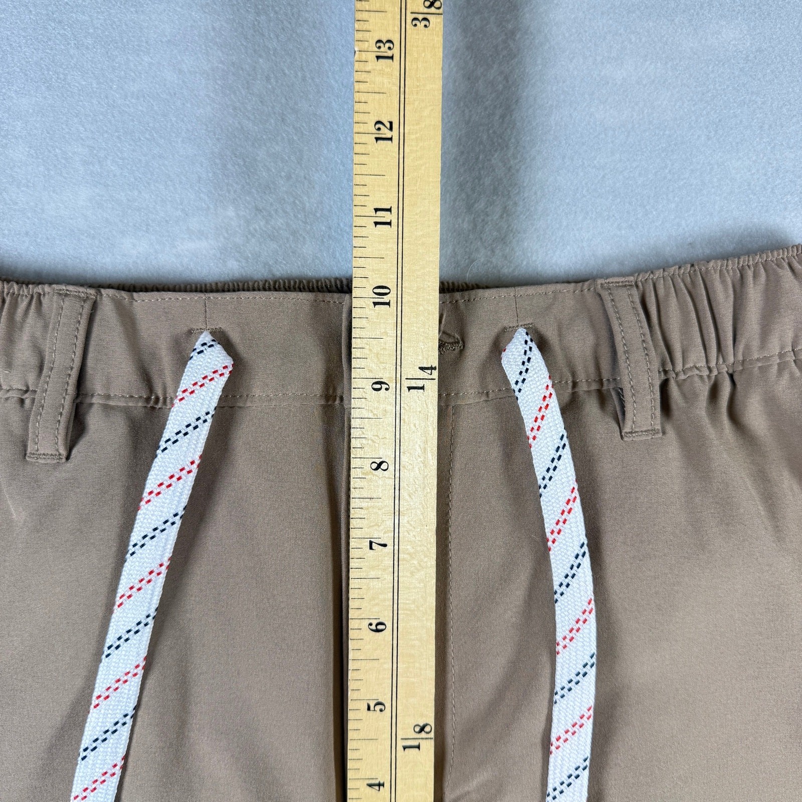 Chubbies everywhere shorts – tan drawstring elastic waist hybrid 6″ inseam sz S