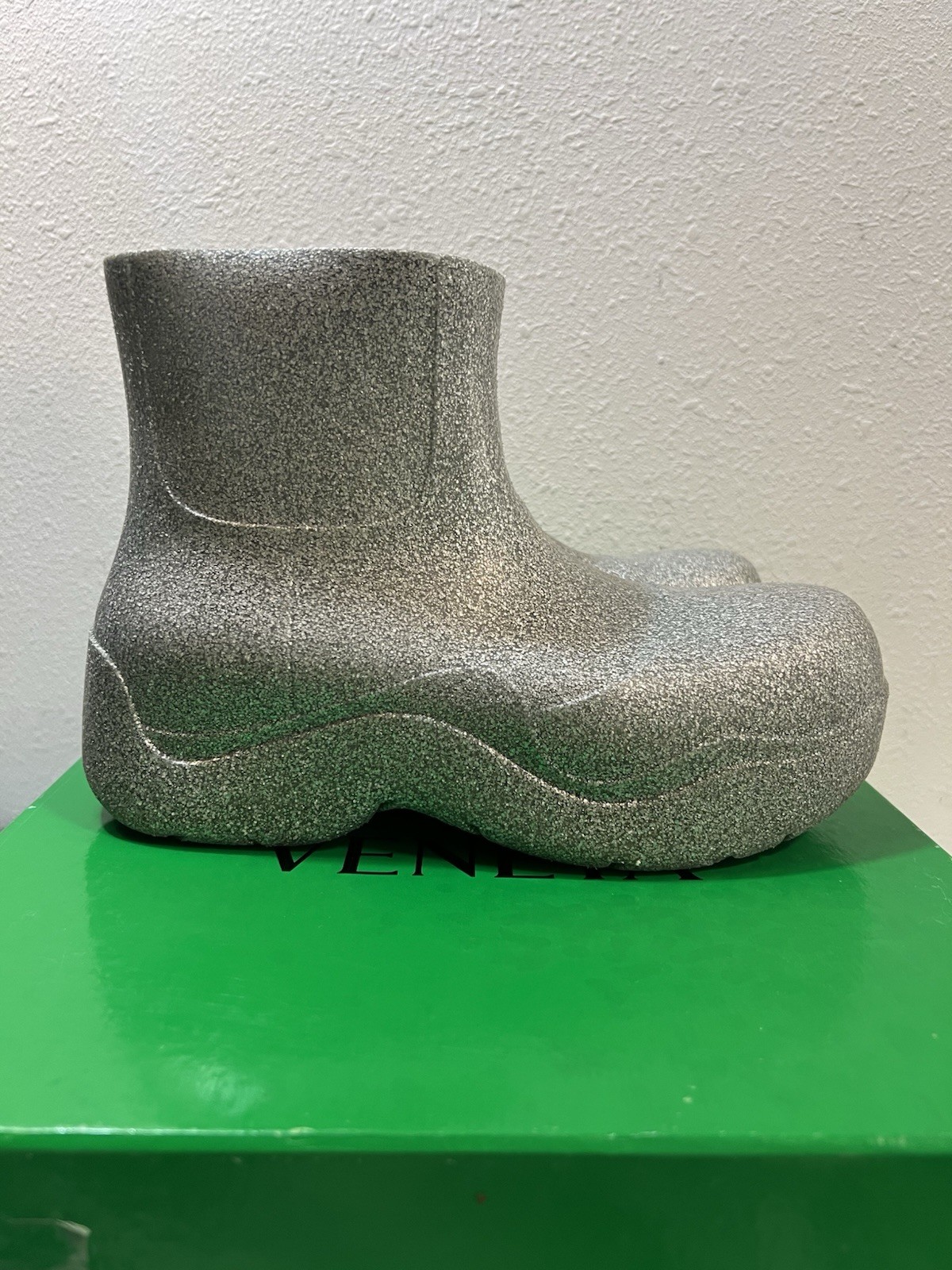 Bottega Veneta Puddle Boots 38 Icon Rainboots Silver Glitter Platform PVC Rubber