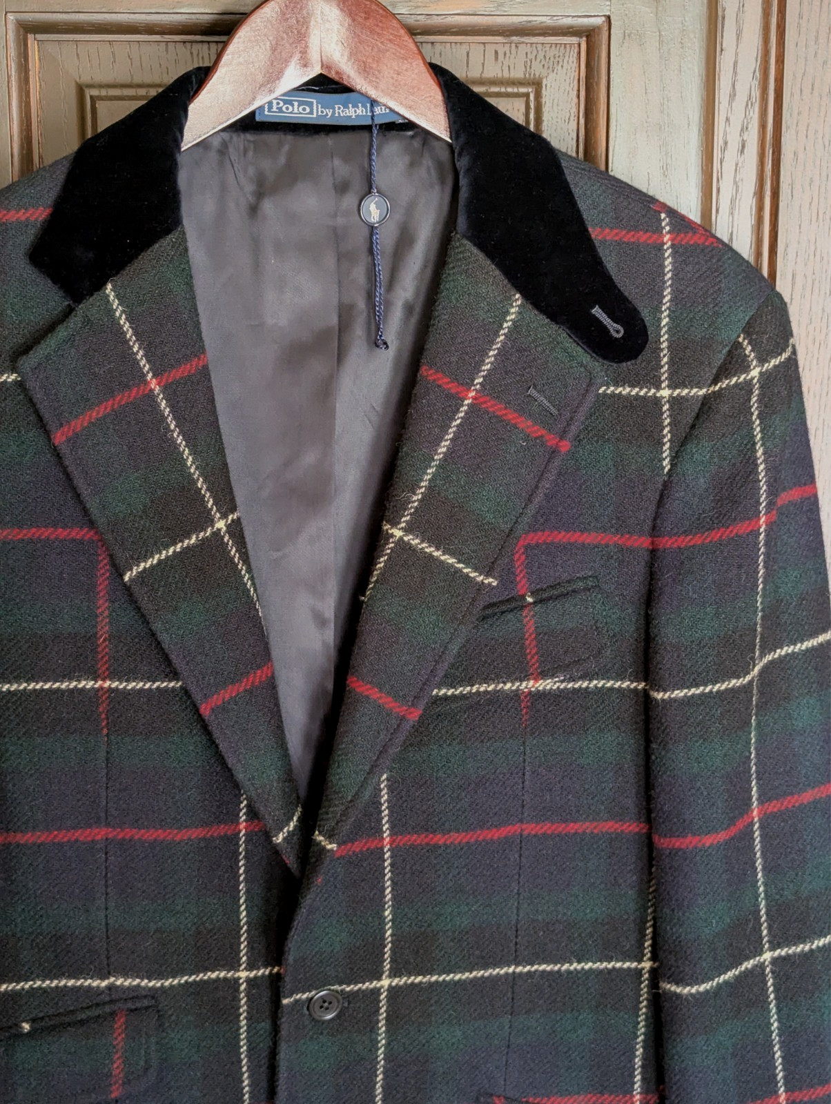 POLO Ralph Lauren Tailored Plaid Wool Suit Jacket, Velvet Collar, 38 R NEW Italy