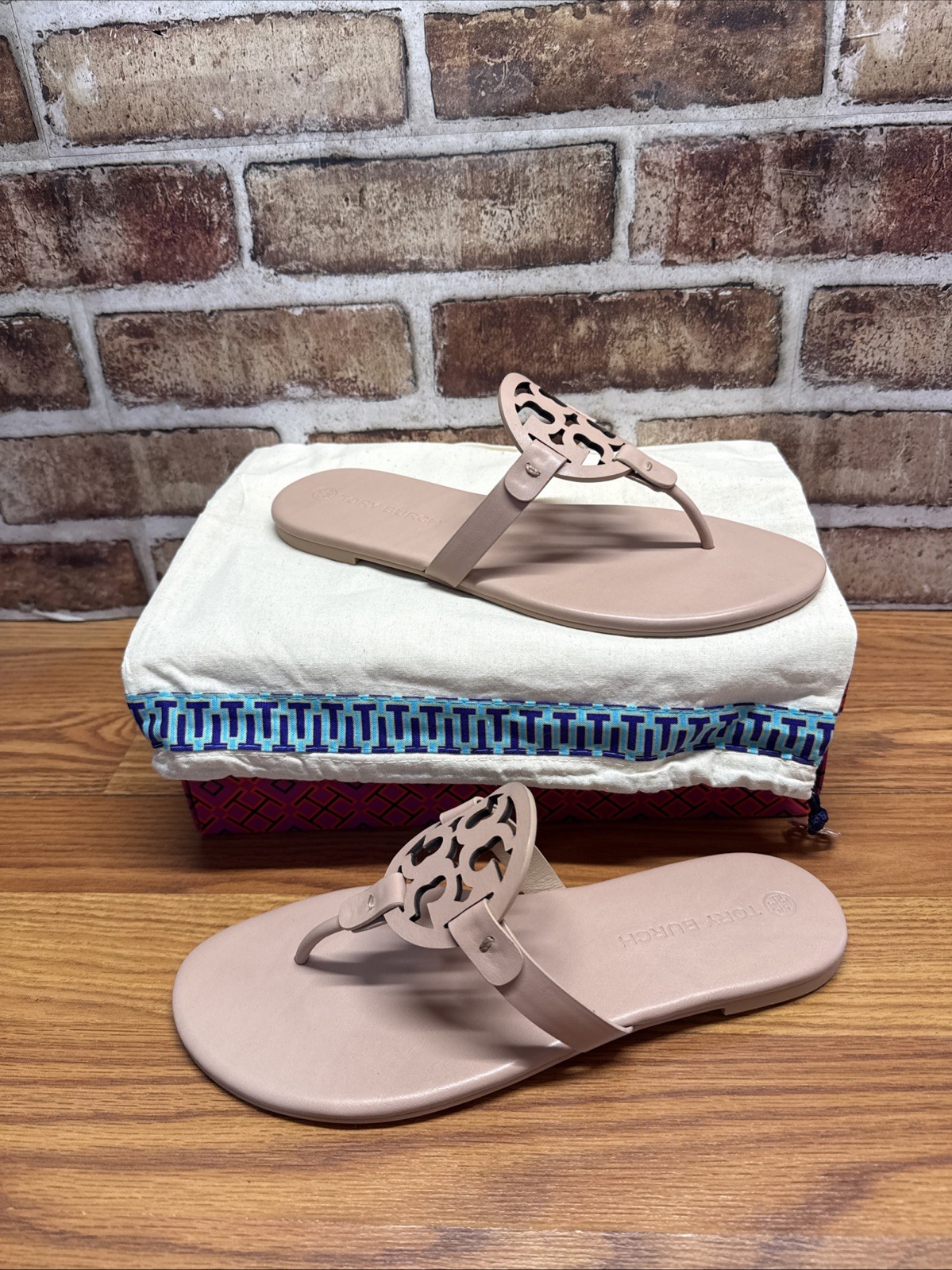 TORY BURCH MILLER CALF LEATHER SANDALS-NEW IN BOX WITH DUSTBAG-LIGHT SAND SZ 10