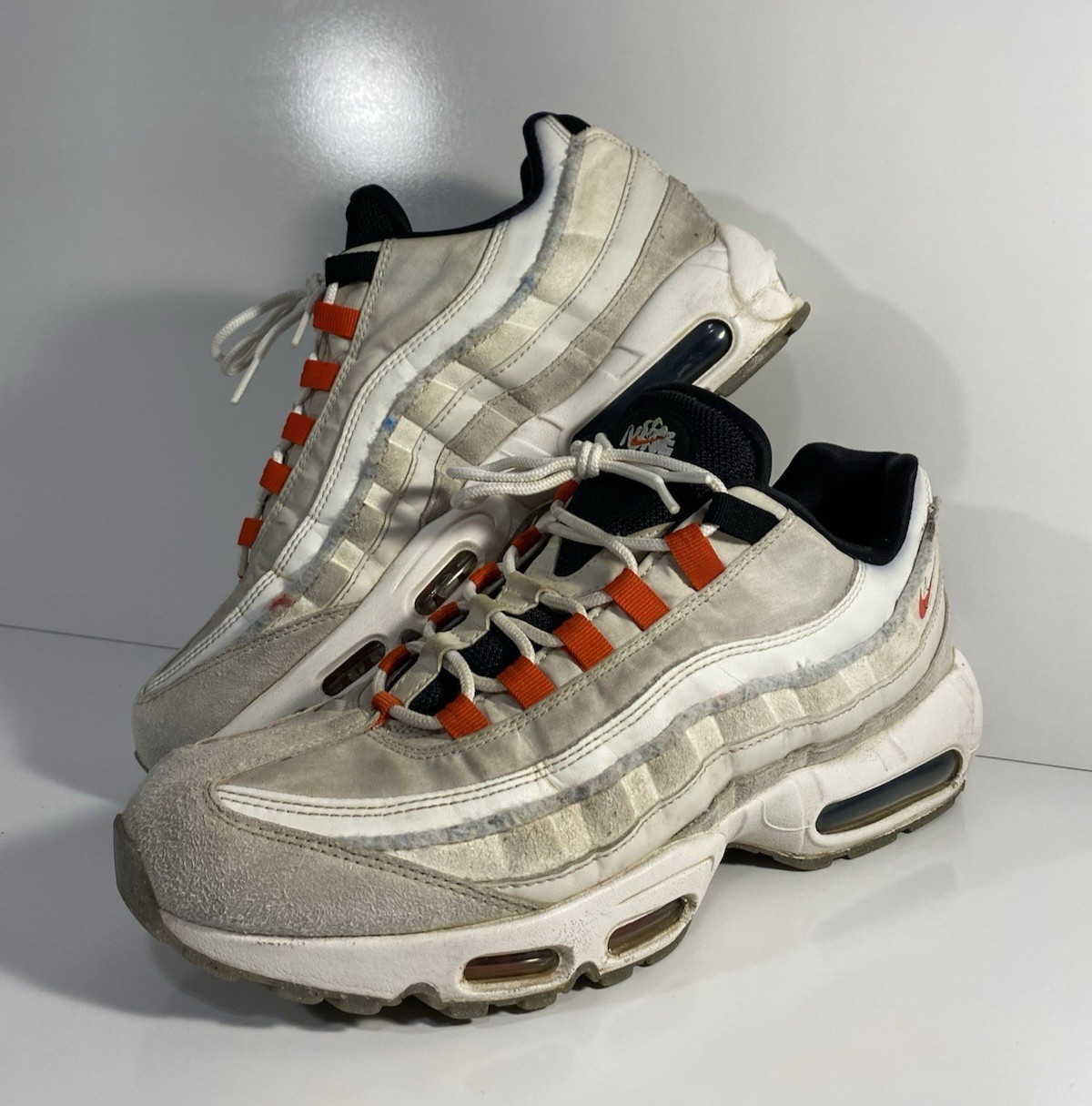 Nike Mens Size 11 Air Max 95 SE Sneakers Habanero Red DQ0268-002 Casual Shoes