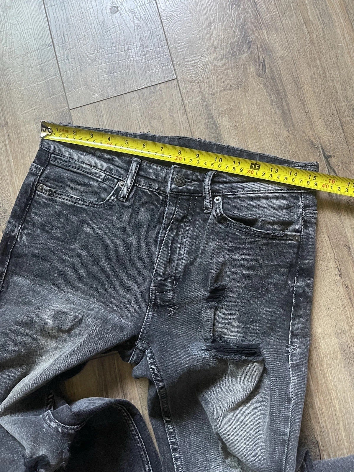 KSUBI MEN’S VAN WINKLE ANGST PLATEIS JEAN SIZE 30X32.5” DISTRESSED