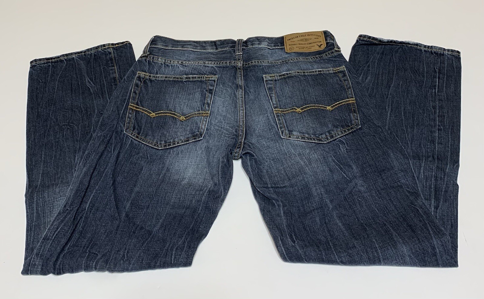 American Eagle Original Straight Jeans Mens Measures 30×29 Whiskers Fade Lines