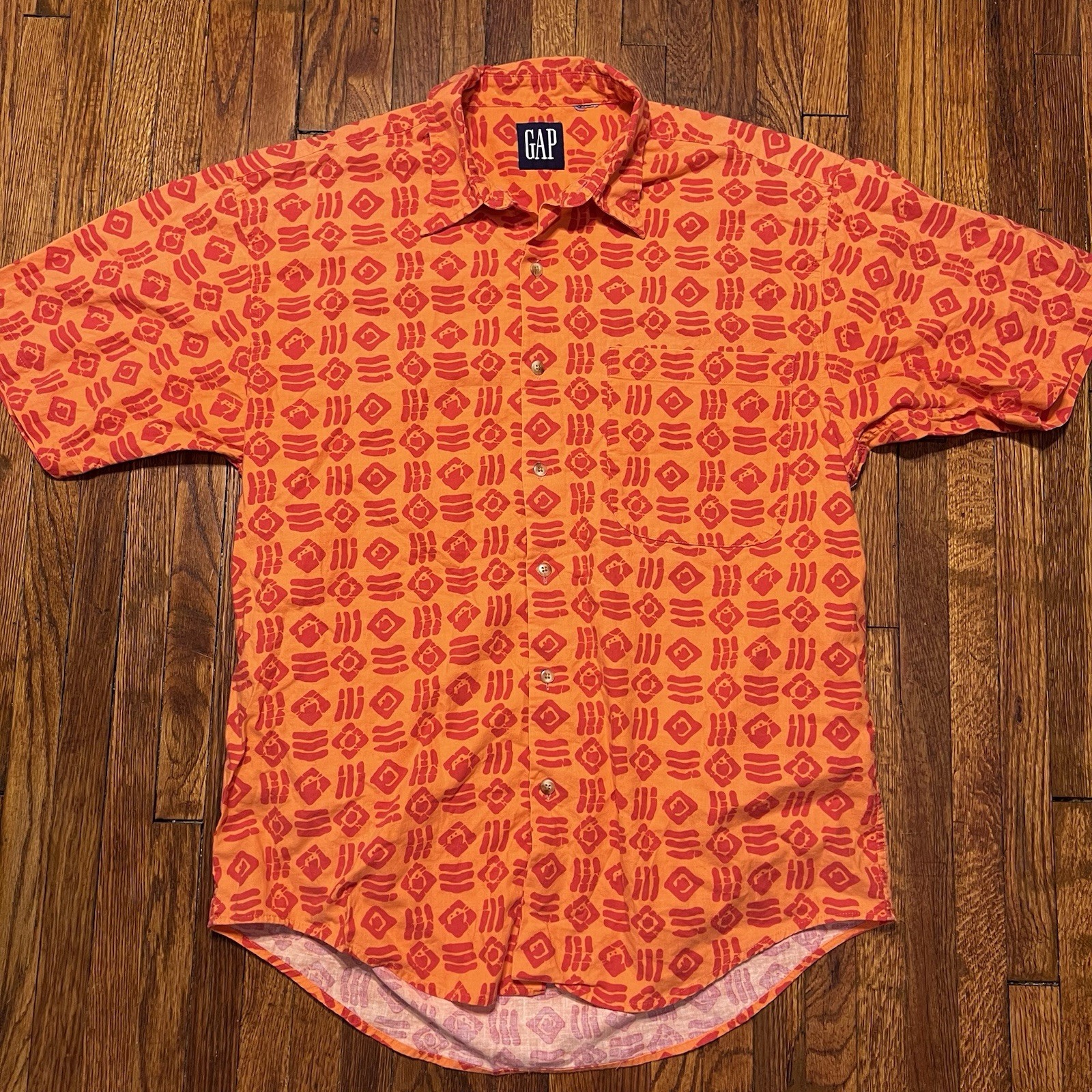 Vintage Gap Tribal Print Button Up Shirt Orange Cotton Short Sleeve Mens Medium