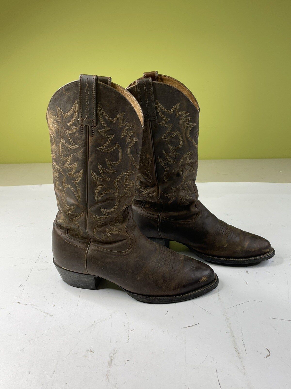 Ariat Mens Western Cowboy Boot Size 10 EE Brown Style 10002294(34725) Wide