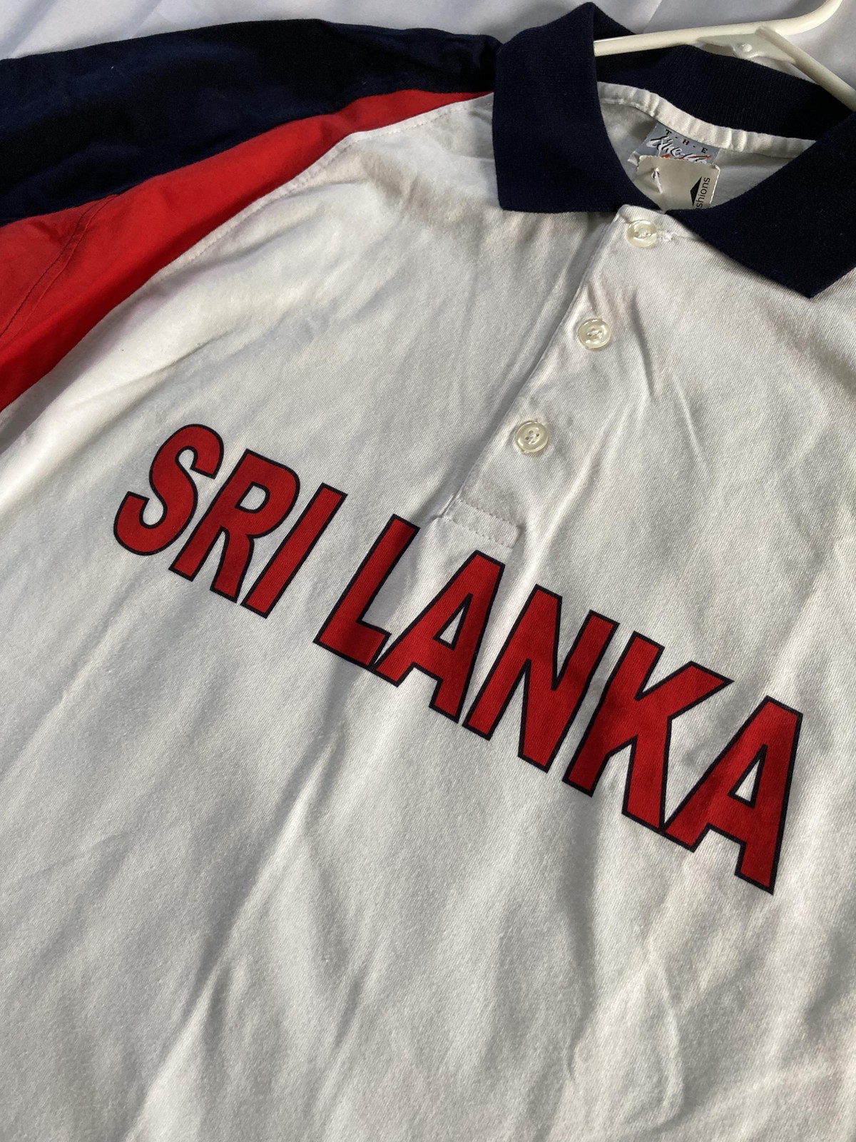 Sri Lanka Polo Shirt Men M Cricket Graphic Souvenir Travel The Line Up NWT