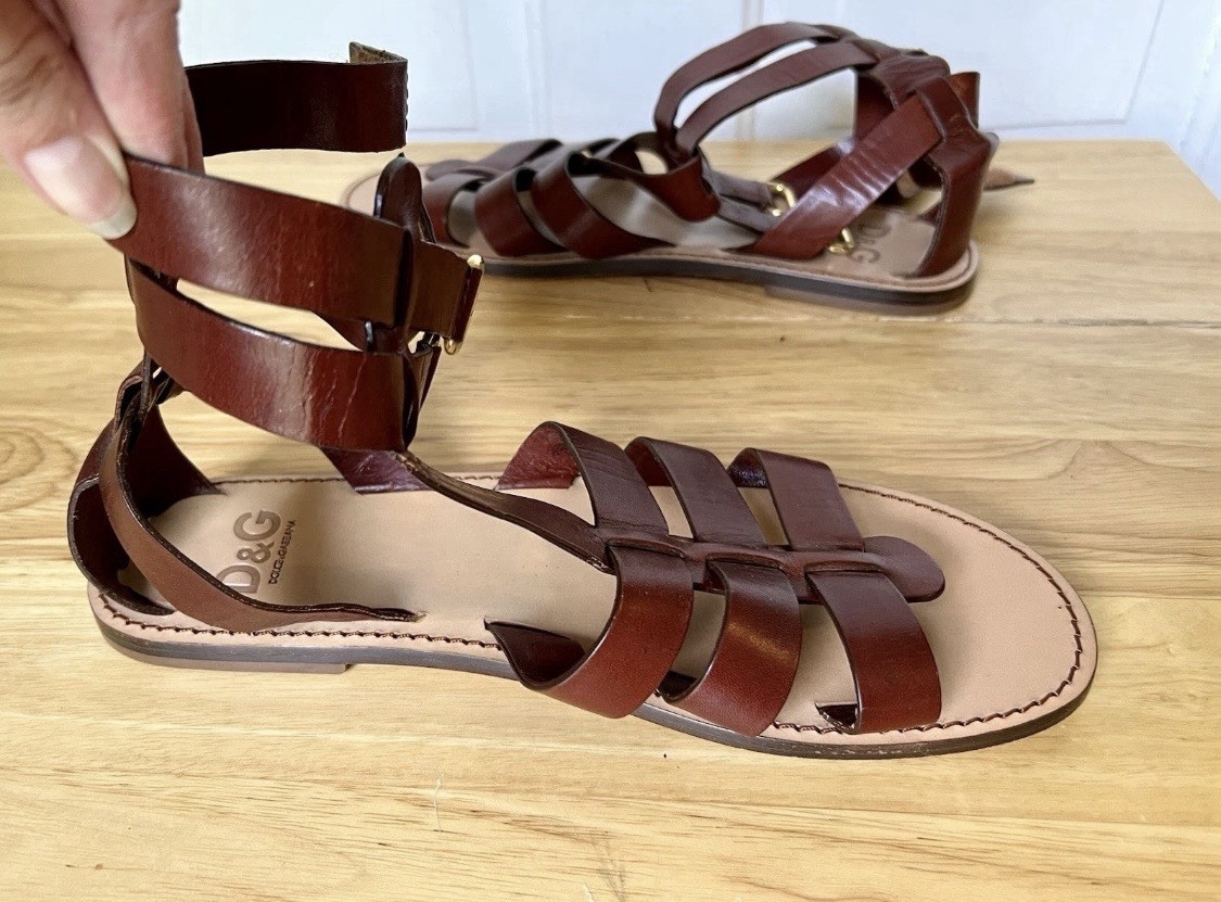 Dolce & Gabbana D&G Brown Leather Gladiator Sandals Flats Straps 39 9