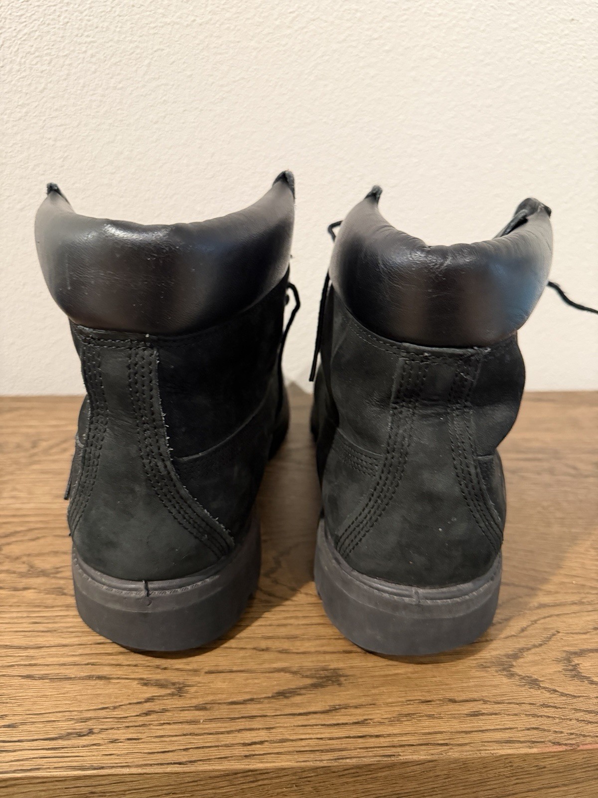 Timberland Men’s 6-Inch Boot 10073 Black Nubuck Size 12m