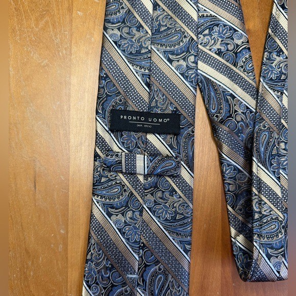 Pronto Uomo Mens Silk Tie Blue Gold Silver Paisley Striped Woven Necktie