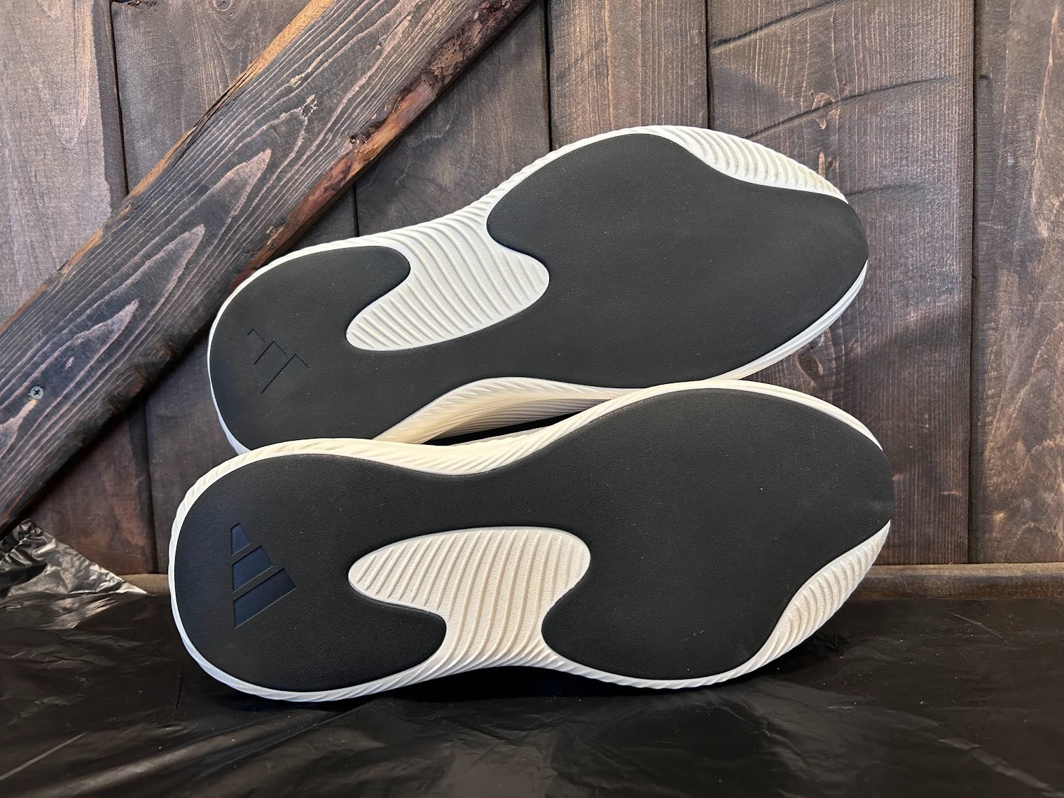 Adidas Men Purechill White Black Slip On