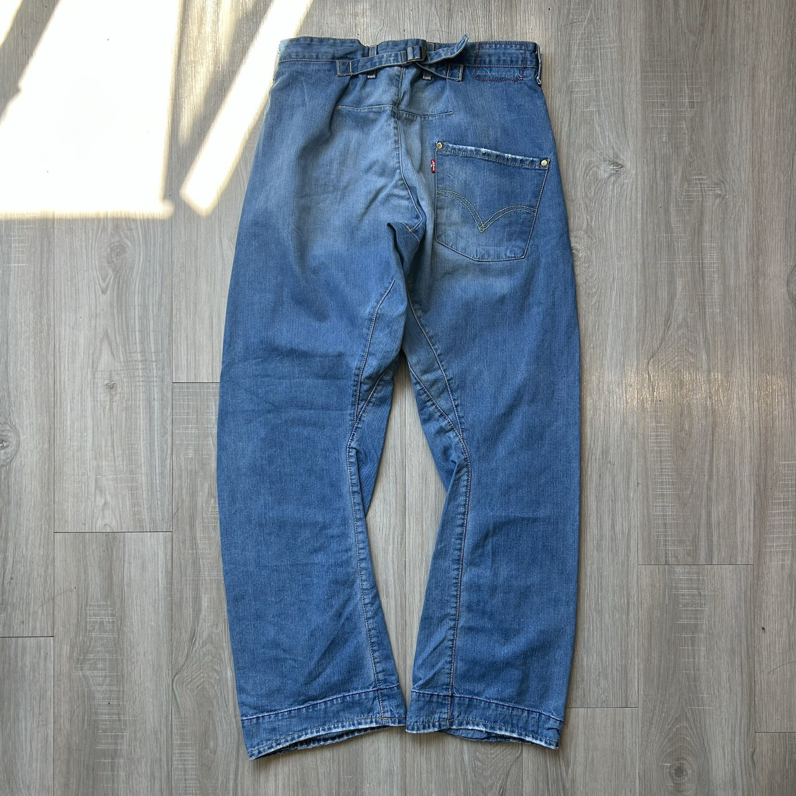 Vintage 90’s Levi’s Engineered Jeans LEJ Twisted Leg Cinch Back Y2K 32×34