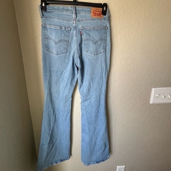 Levi’s 726 High-Rise Flare Size 29