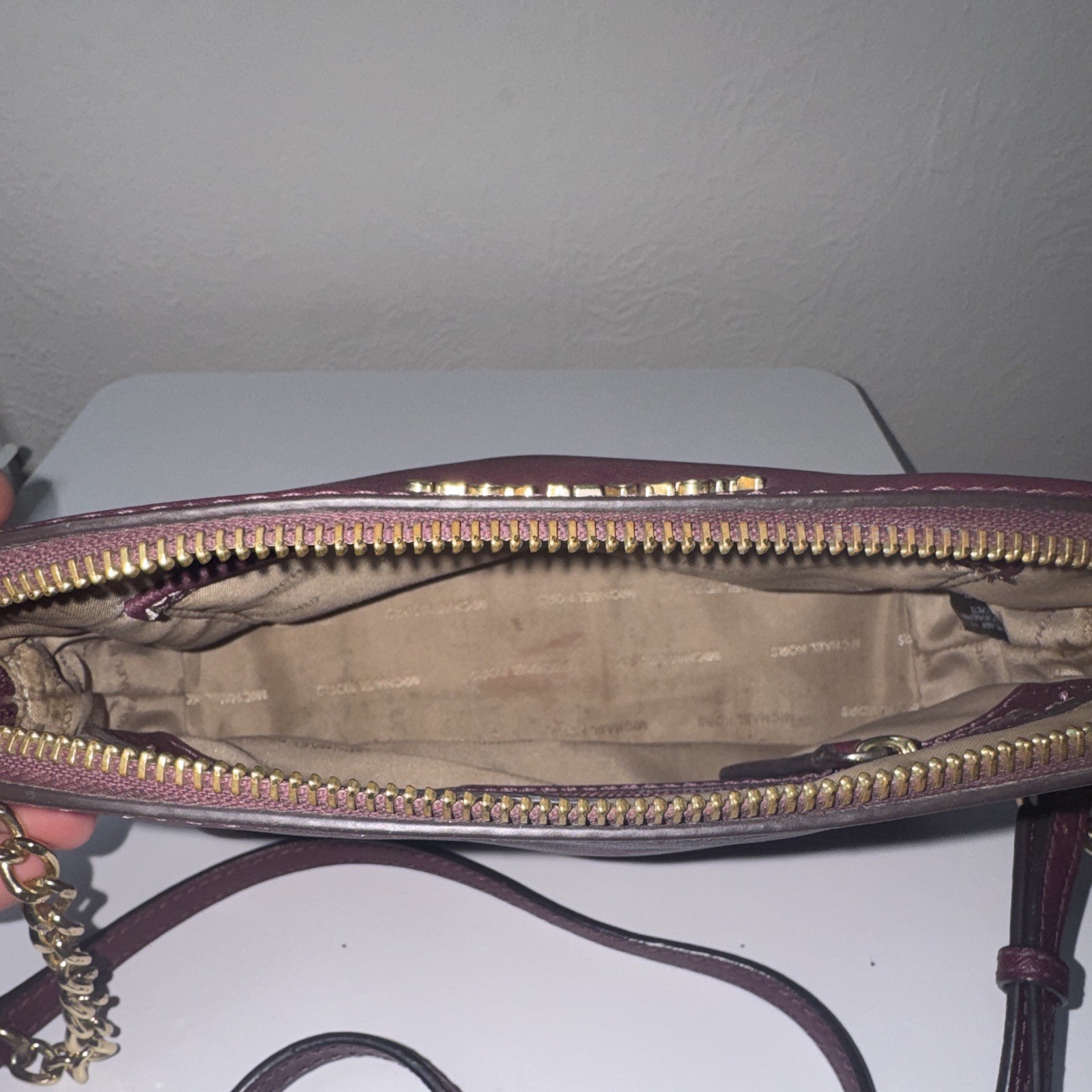 Michael Kors Burgundy Crossbody Bag Zip Closure Gold Hardware Detachable Strap