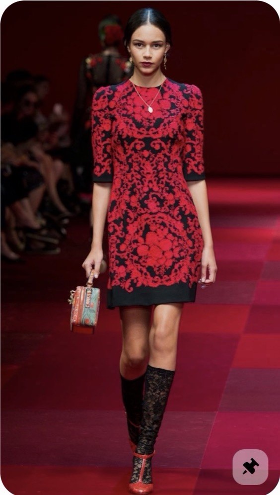 Dolce&Gabbana SS15 Runway Dress Red Embroidered Black Archival 2015 IT 40/US4/S