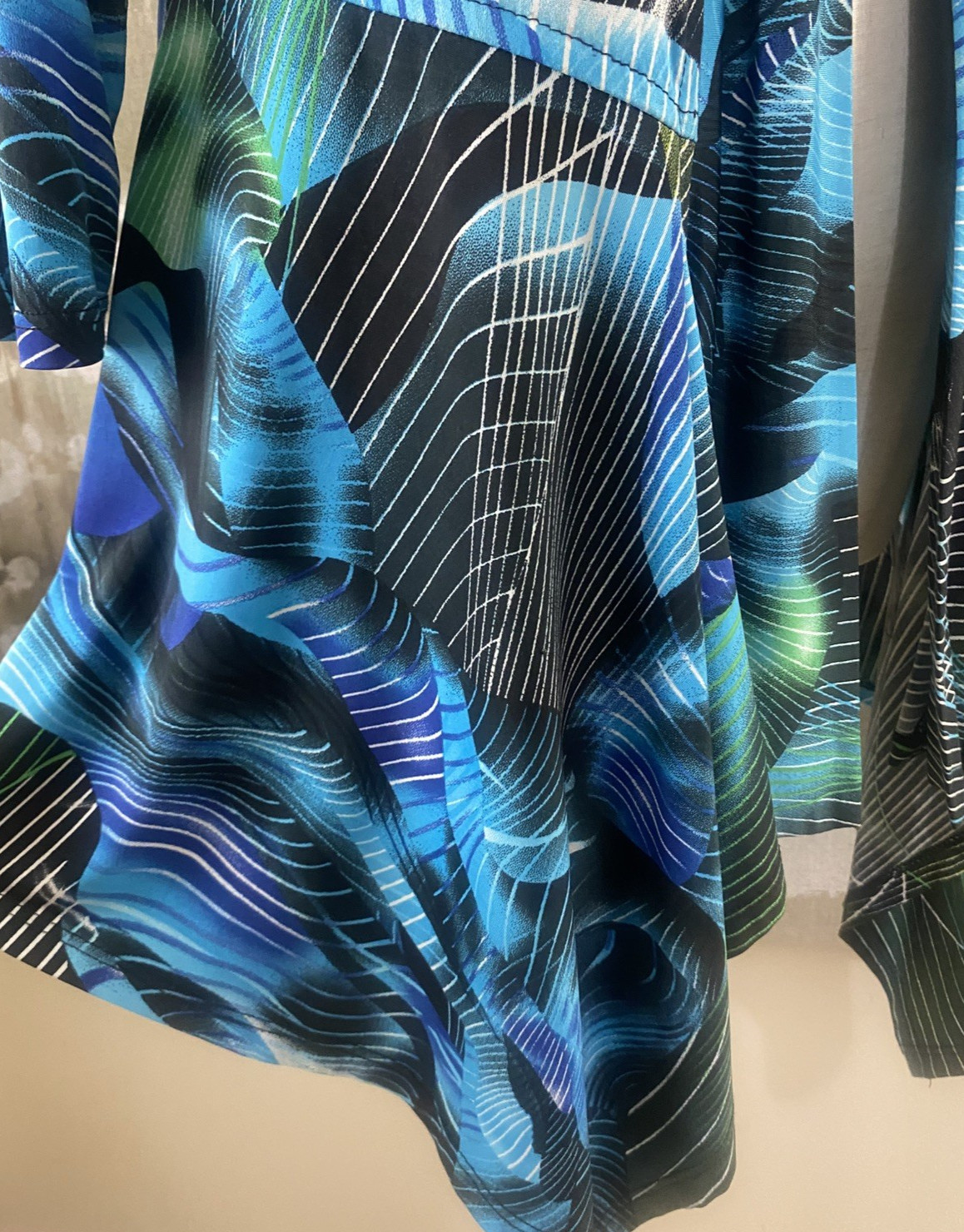 FRANK LYMAN DESIGN Blue Black Artsy Open Front Sharkbite Cardigan Sweater Top 12