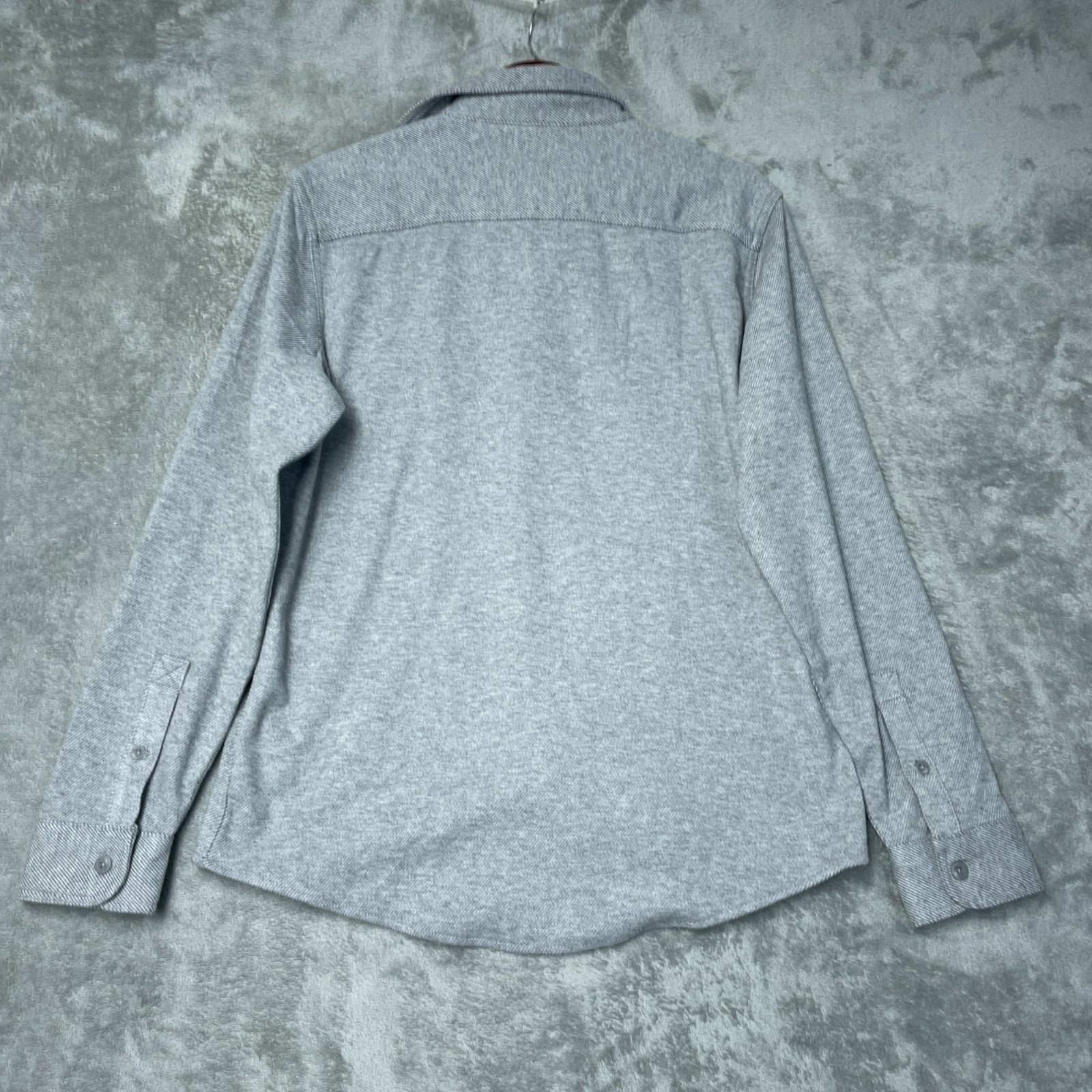 Wrangler Men’s Size M Gray Flannel Knit Shirt With Button Front L1624