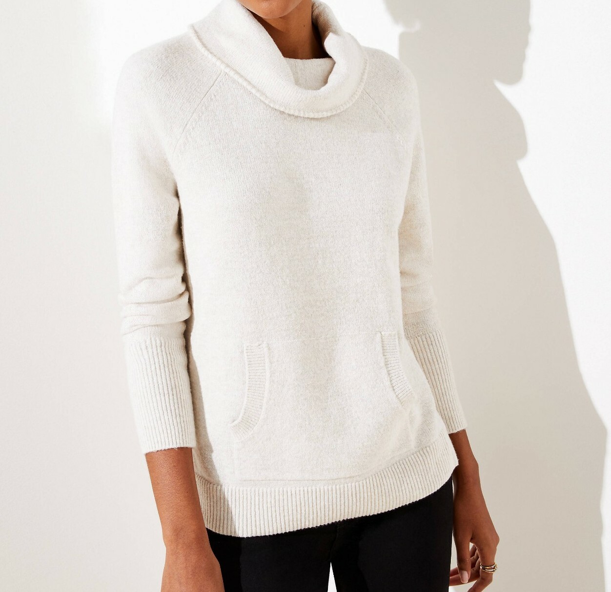 LOFT Turtleneck Pocket Sweater Pale Oatmeal Heather Size M or L