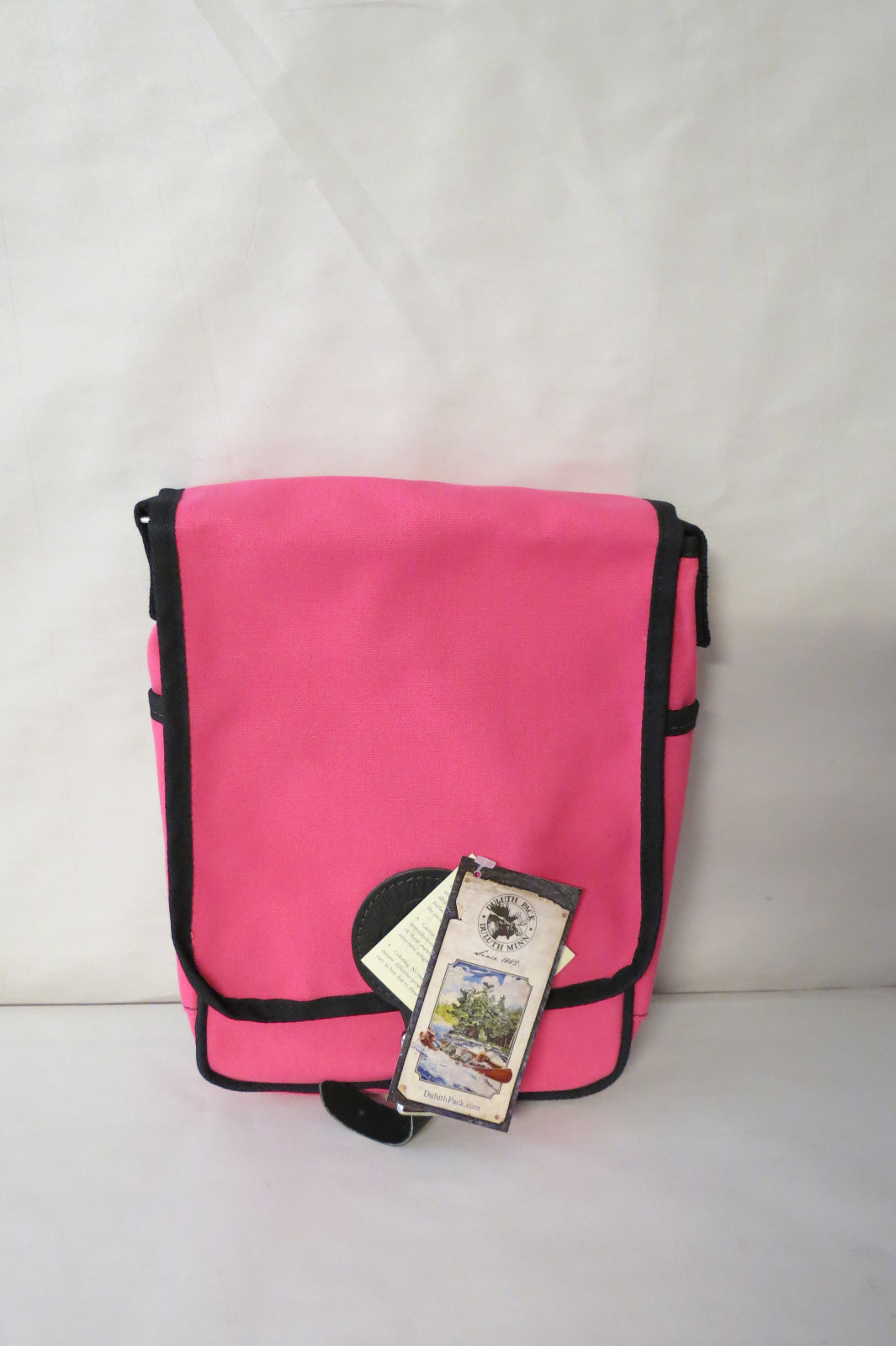 DULUTH PACK B-1364-PNK PINK SHOOTERS HAVERSACK 11″ H x 9″ W x 4″ D FIELD BAG