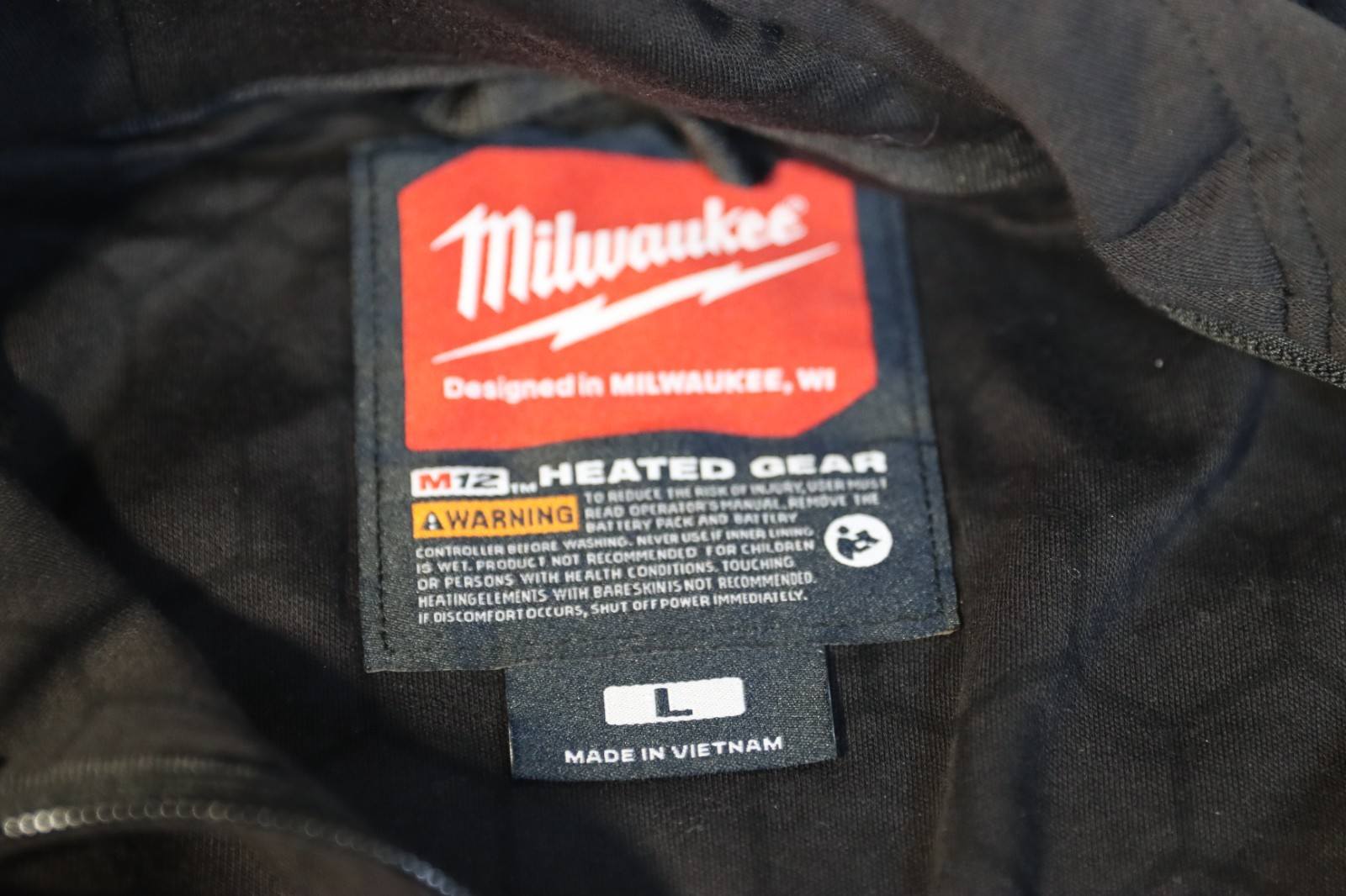 Milwaukee Men’s LARGE M12 Black Heated Hoodie Kit M200B-21L