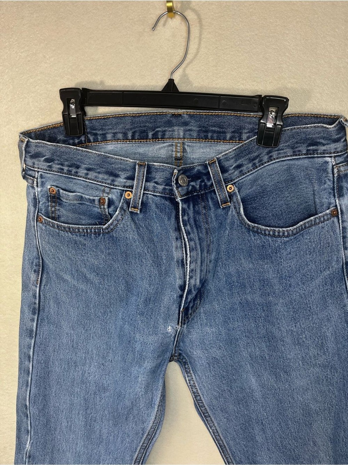 Signature by Levi Strauss Men’s Regular Fit Jeans in Blue Denim