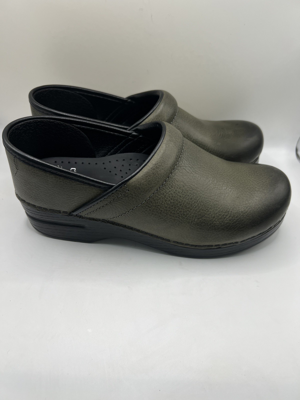 Dansko Professional Leather Clog 7.5 US 38 EU Distressed Green Slip On Comfort