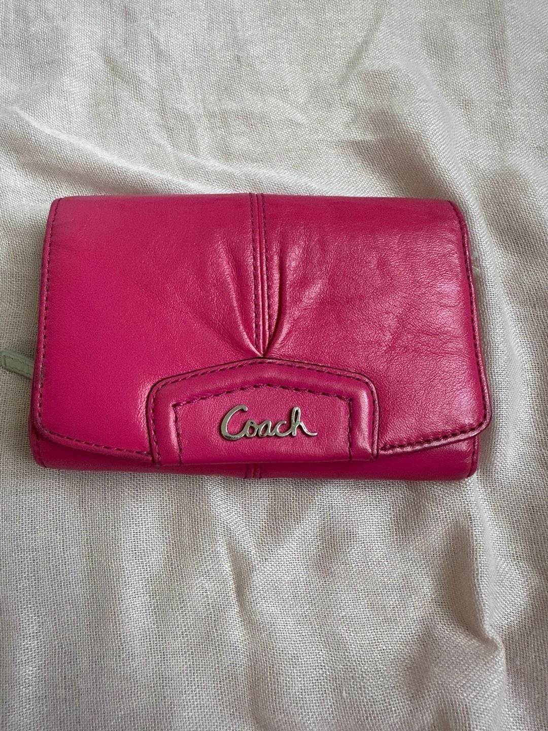 Coach Ashley Leather Pleated Tri-Fold Wallet in Pink