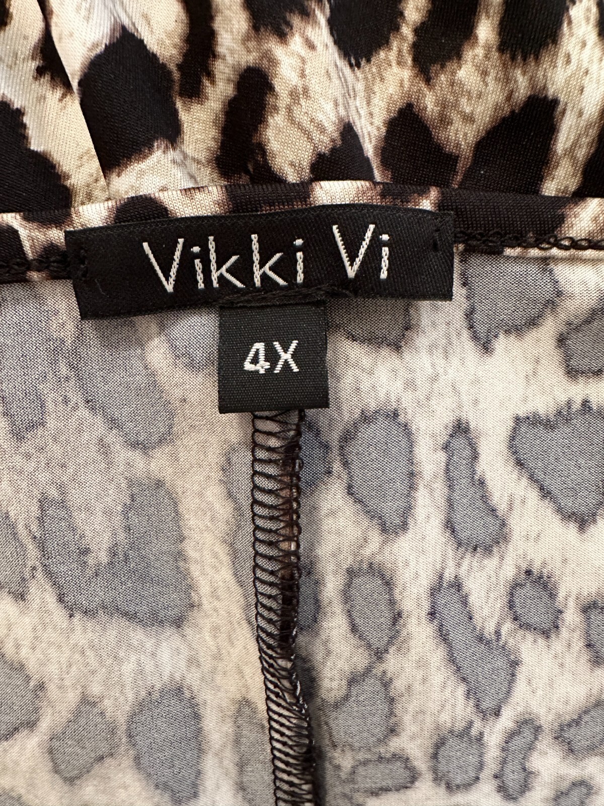 Vikki Vi Dress Silky Jersey Cover-up Women’s Plus 4X Short Sleeves Leopard Print