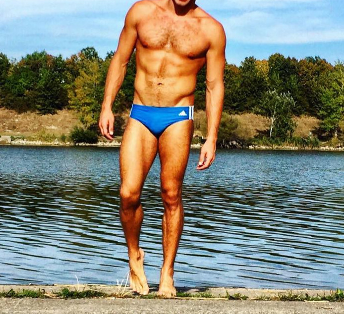 adidas men Royal blue striped Swim Brief swimwear Size 30 32 34 36