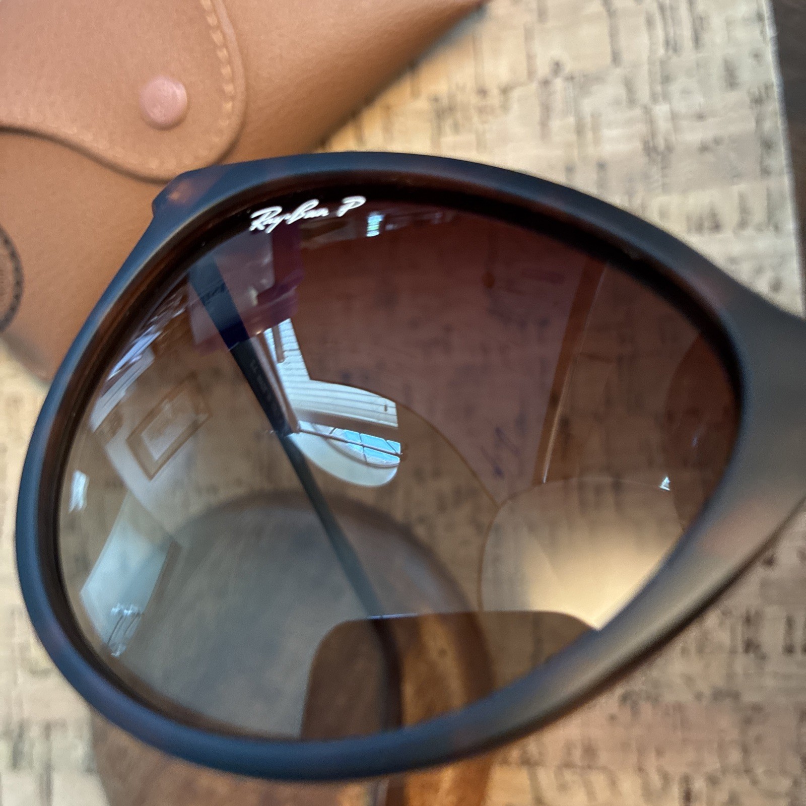 Rayban Erika RB4171 Tortoise Matte / Gradient Brown Sunglasses