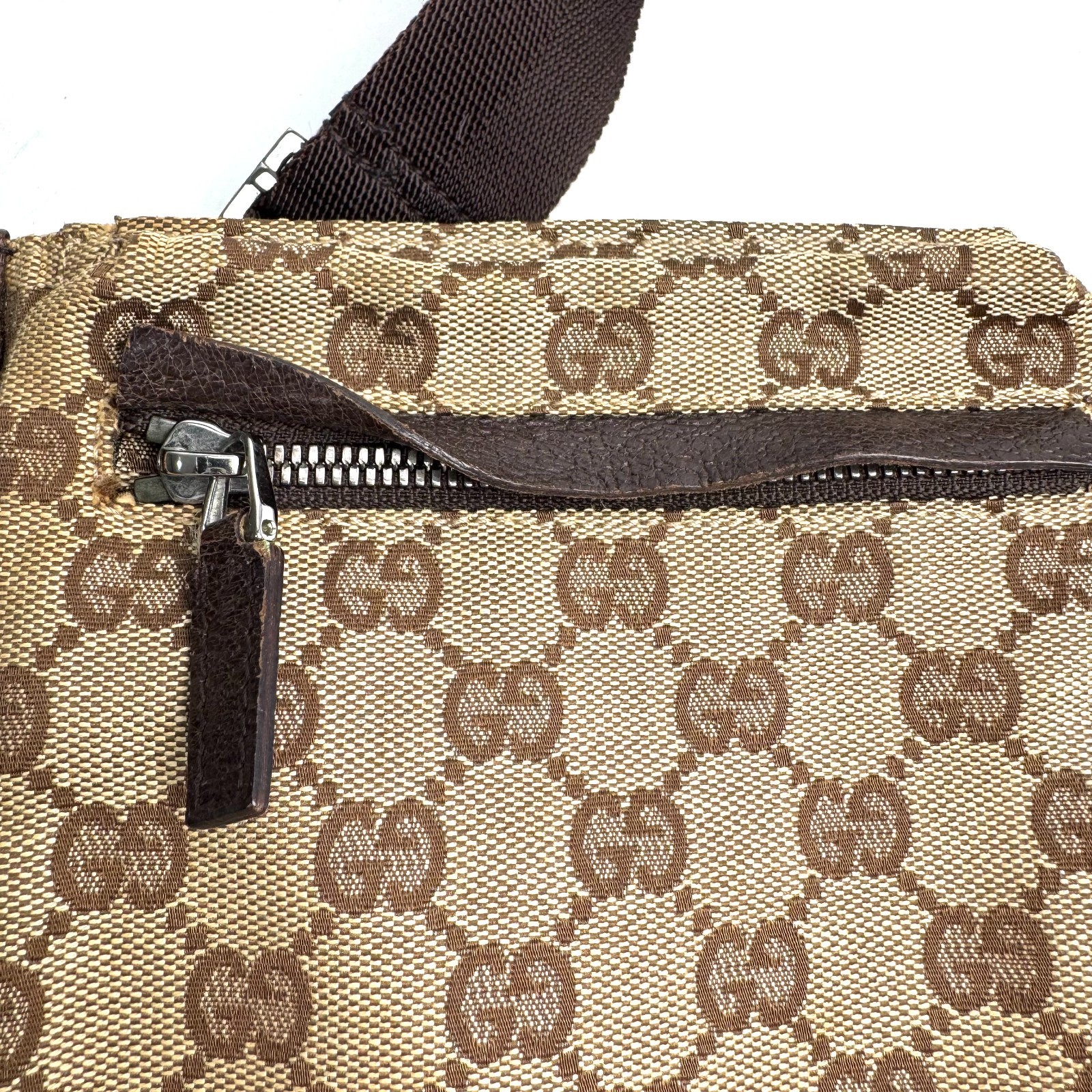 Auth GUCCI GG 28566 Bum Bag Waist Pouch Shoulder Belt bag Fanny Pack Brown