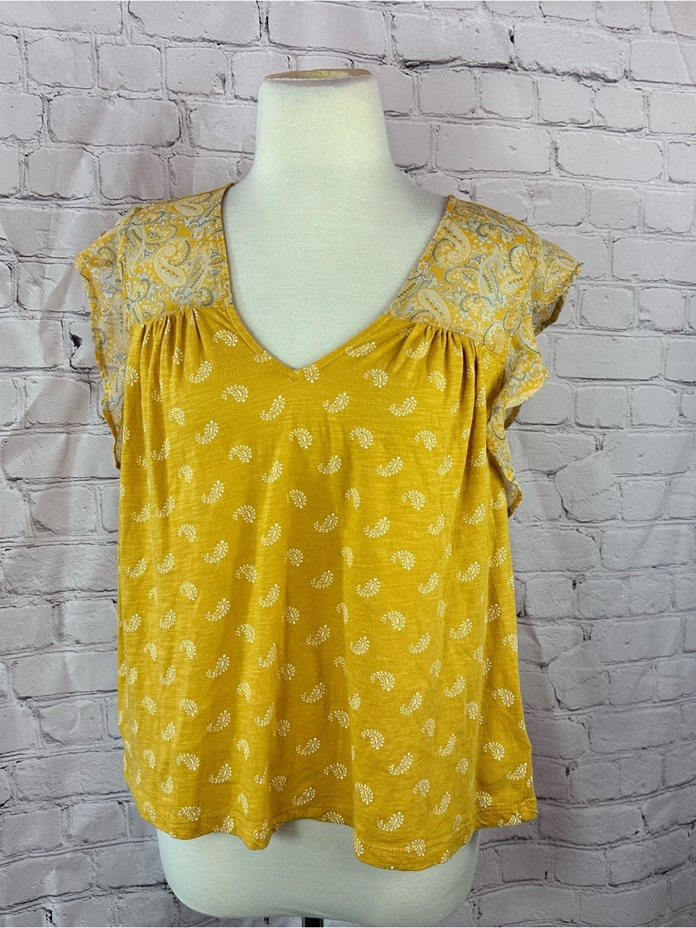 Lucky Brand Mustard Yellow Paisley boho western V-Neck top women M ruffle