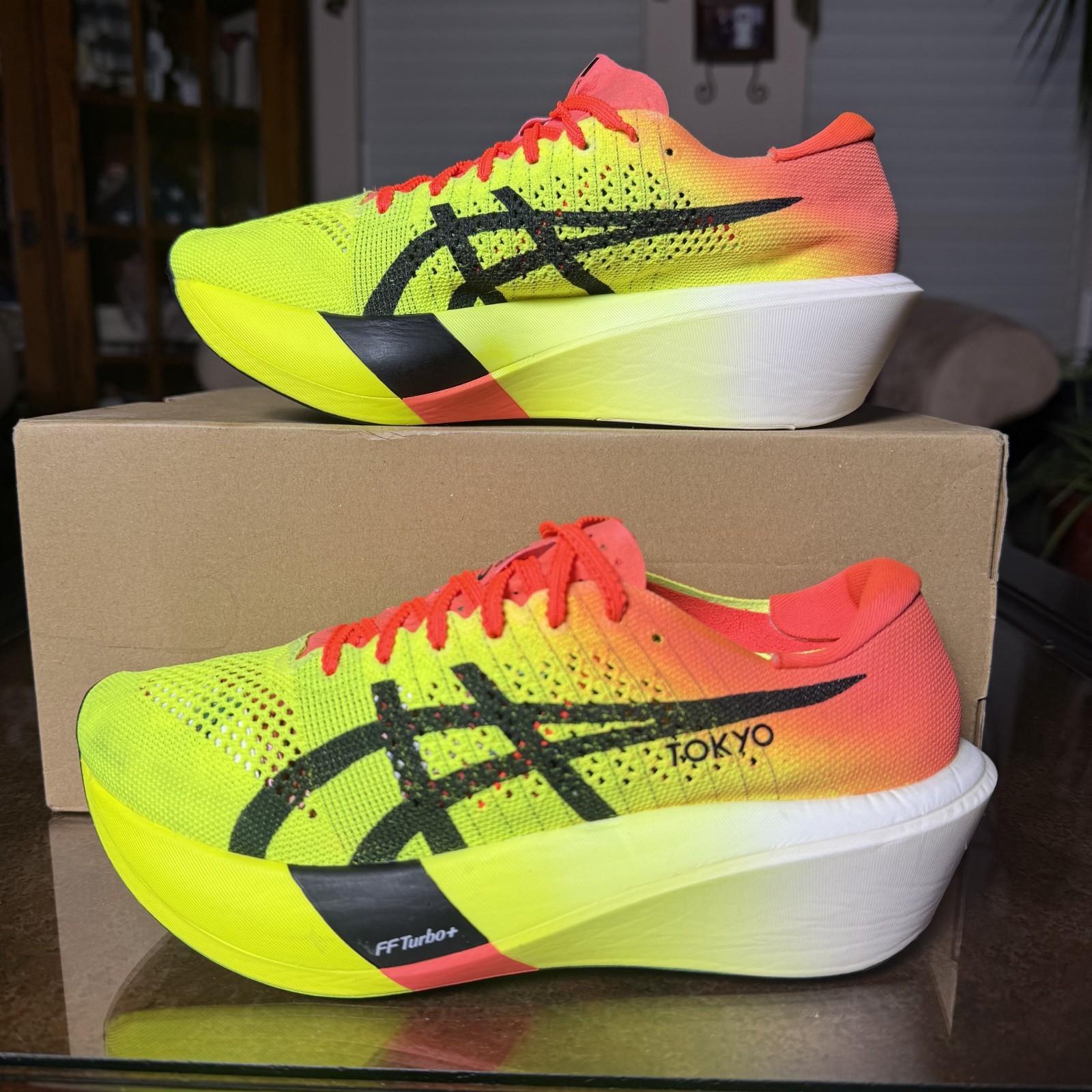 ASICS Metaspeed Edge Tokyo Women’s 8 Neon Carbon Plated Running Marathon Shoes