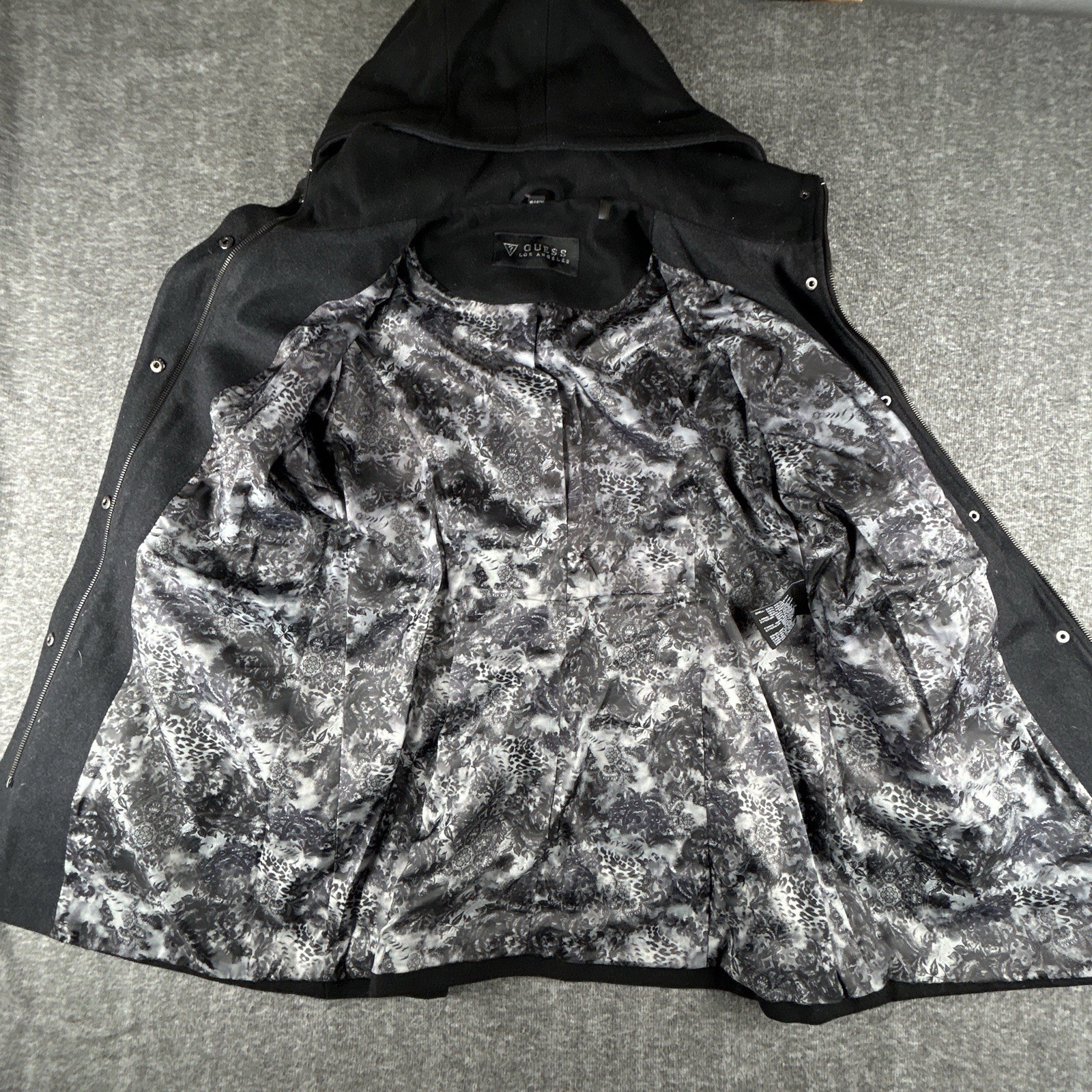 Guess Pea Coat Womens Sz XL Wool Blend Colorblock Gray/Black Snap Buttons Zip Up
